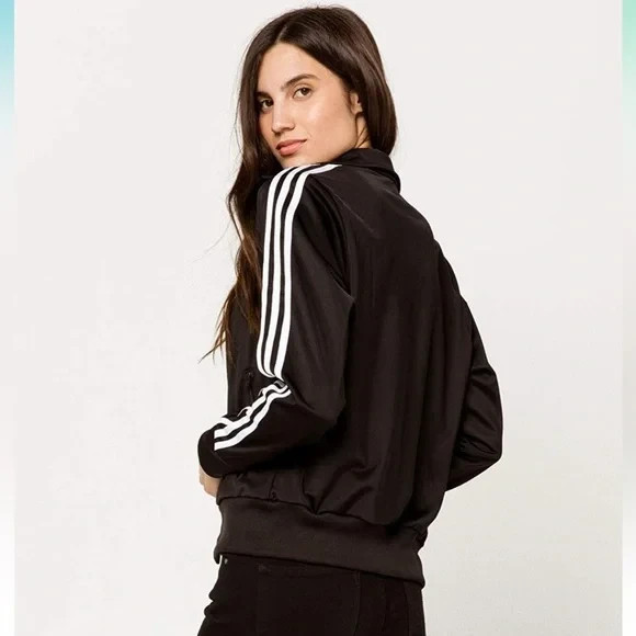 adidas Originals Men’s Superstar Track Jacket | Retro 3-Stripes Zip-Up