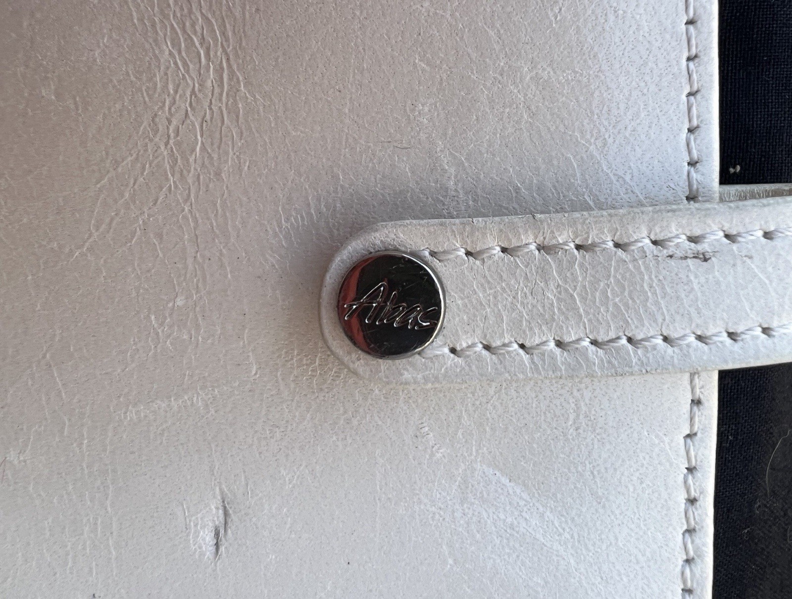Abas leather wallet