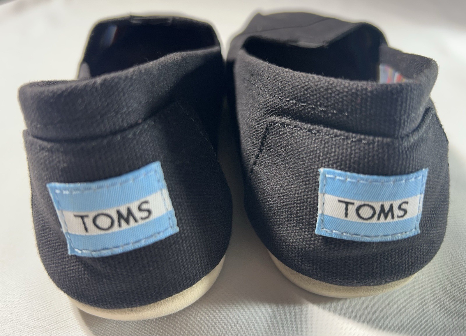 Toms Flat Shoes For Women Size W7 Black Solid Logo- Used
