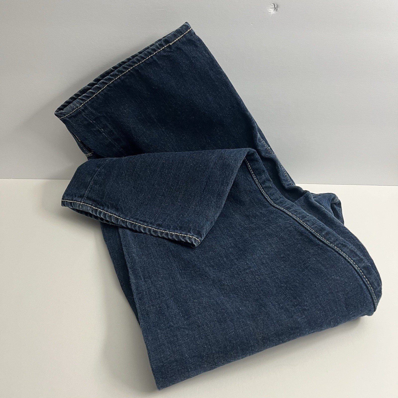 Levi’s 501 Men’s 34×30 Regular Jean Fit Dark Wash Blue Denim Button Fly