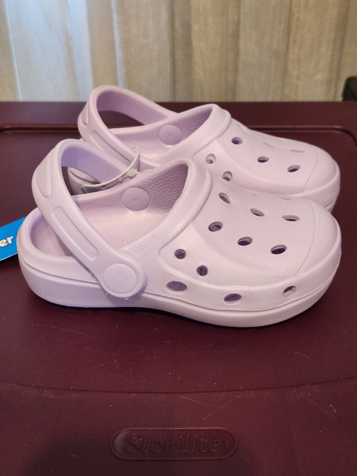 Toddler Girls Lavender Slip On Clogs SizeM 7-8 Brand New w Tag