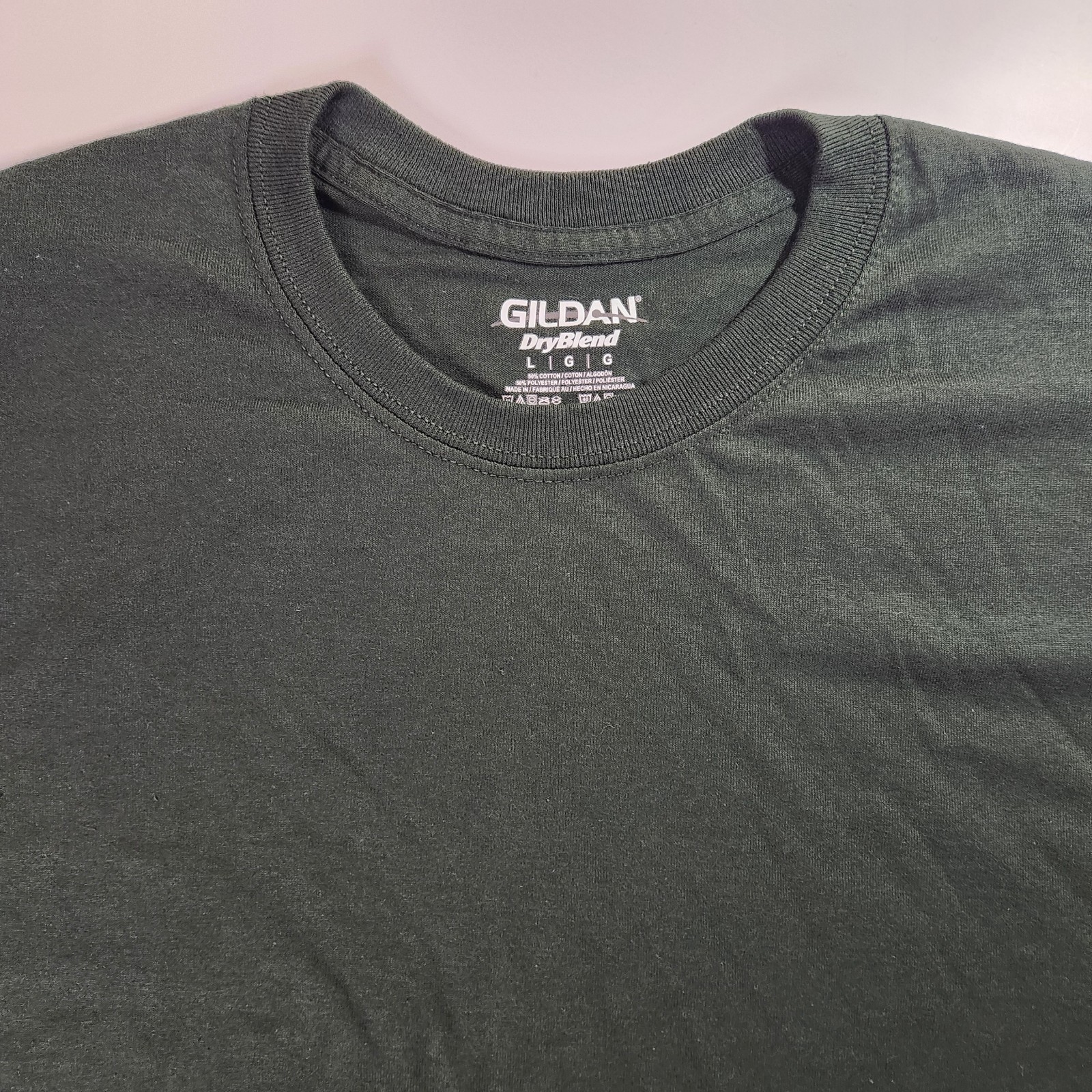 Gildan DryBlend Men’s Large Short Sleeve Crew Neck T-Shirt Dark Green 50/50 NWOT