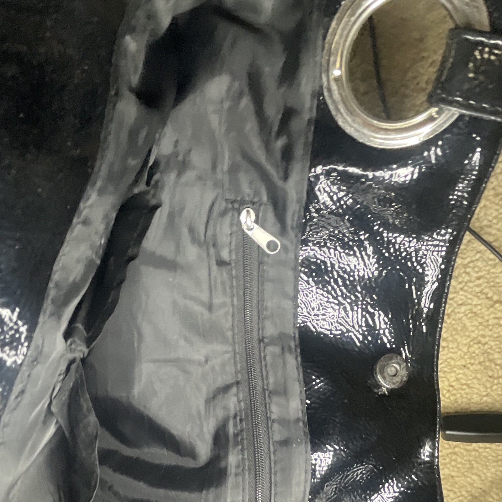 Black Leopard Animal Print Patent Shoulder Bag Zip Top Silver Hardware Pockets