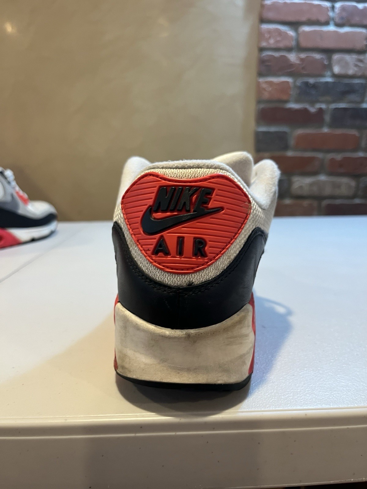 Air Max 90 725233‑106 Size 11 • 2014 Pair • Used • No Box