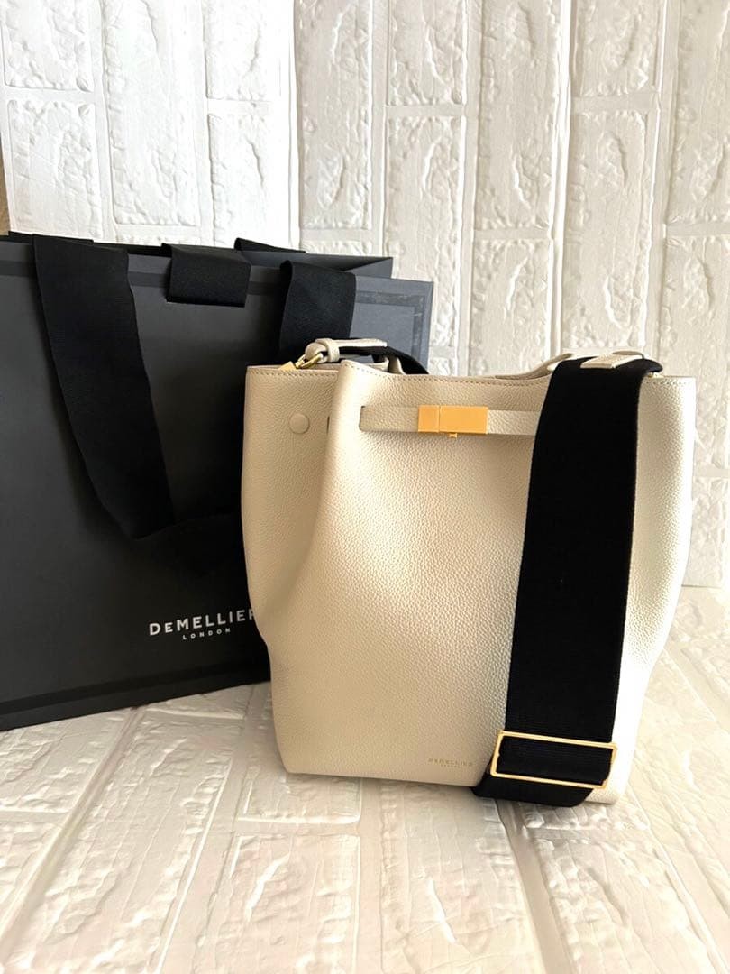 DEMELLIER New York Leather Shoulder Bag from Japan