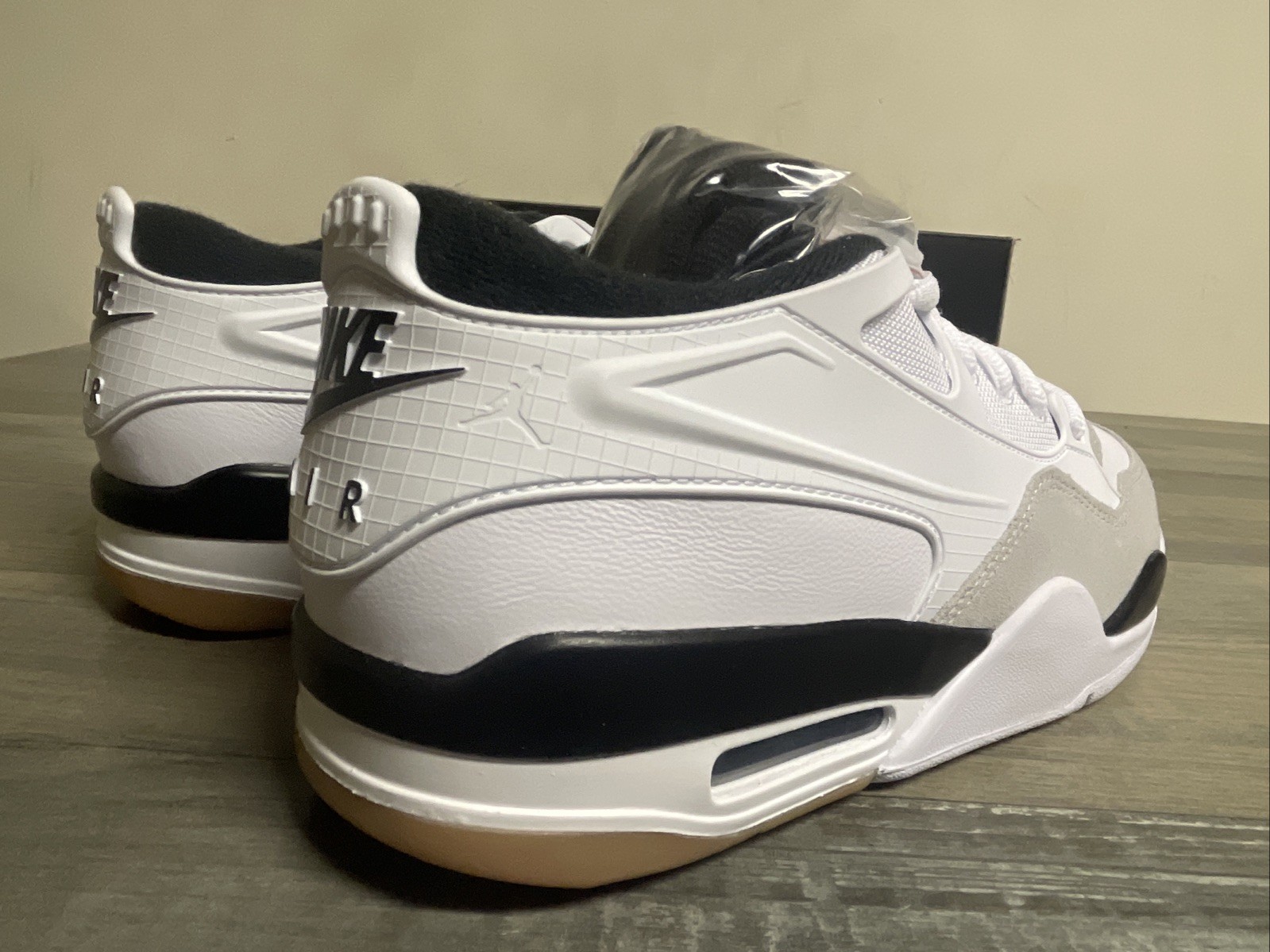 Nike Air Jordan 4 RM Military Black/White Sneakers FQ7939-110 Men’s Size 10.5