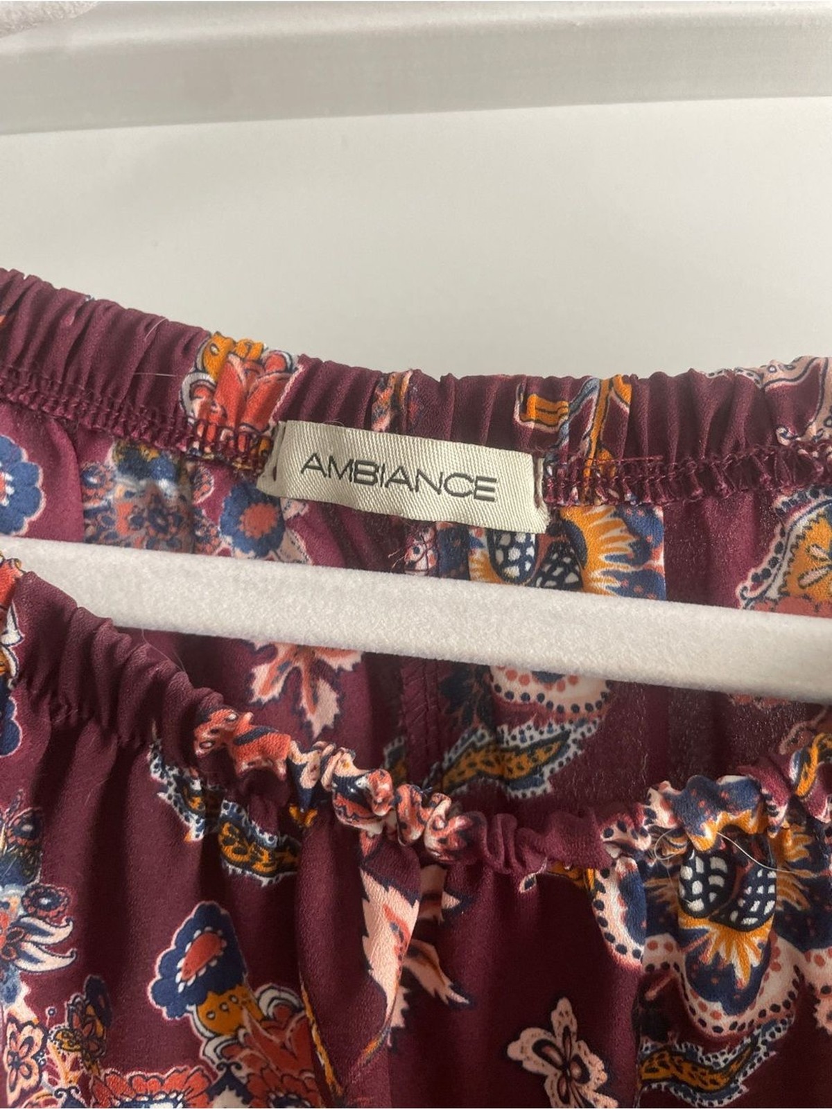 Ambiance Maroon Floral Off Shoulder Blouse Elastic Neck Flowy Top Size Small