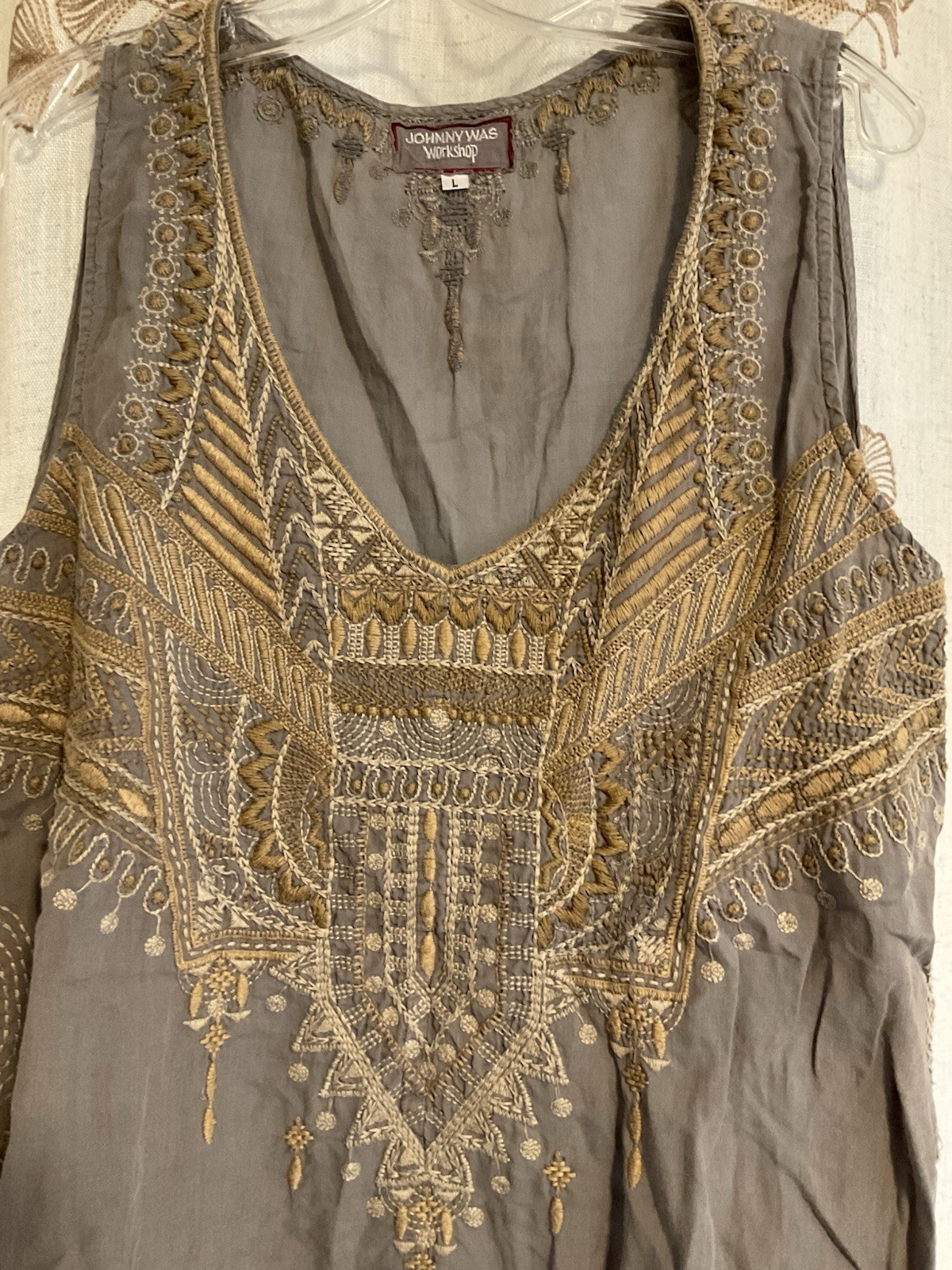 JOHNNY WAS Workshop Sz L Embroidered Tank Top Shirt Blouse Tunic Ramie