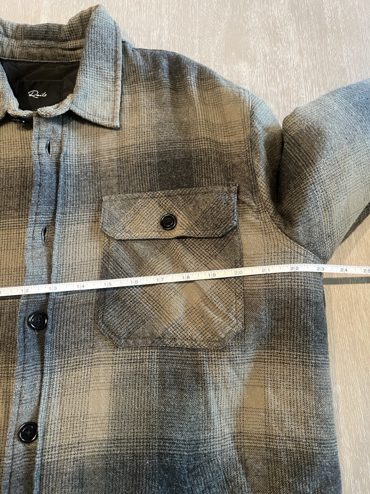 Rails Worthing Plaid Button-Up Shacket in green black men’s size Large SOLD OUT
