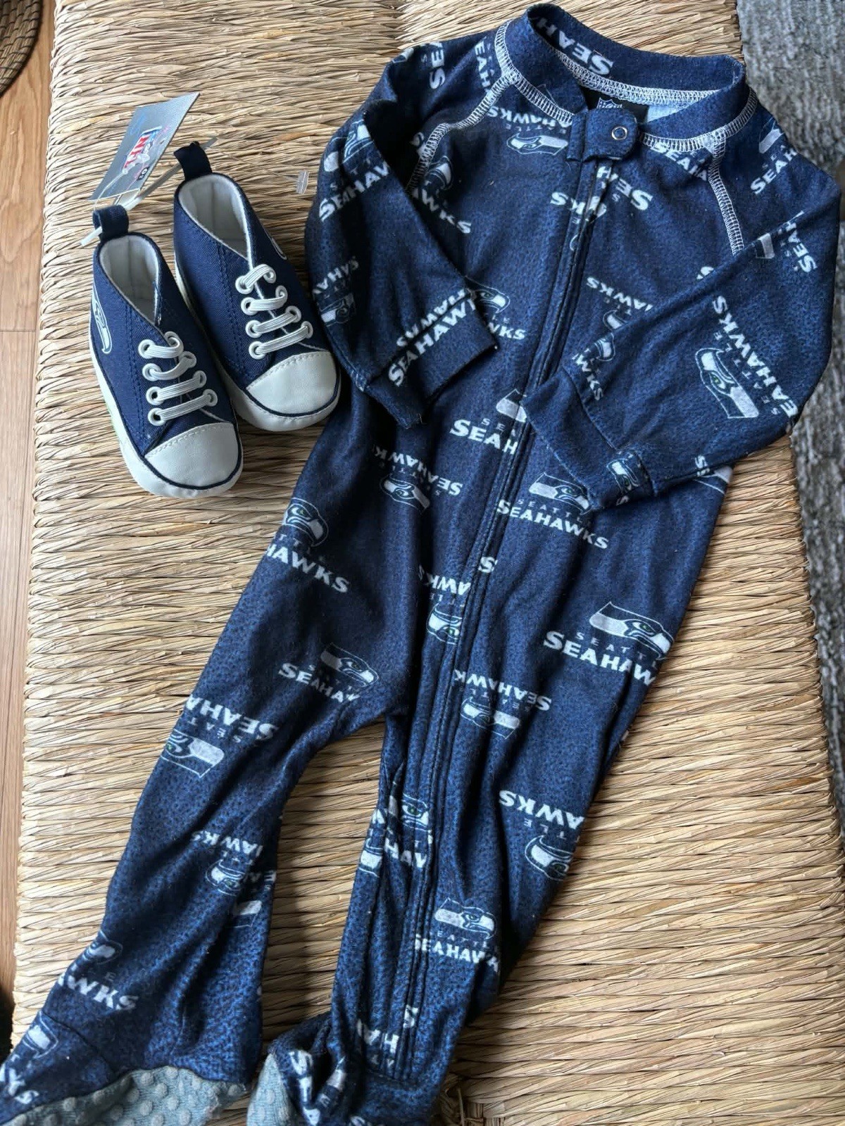 NFL Seattle Seahawks Blue Fleece Footed Zip One-Piece Sleeper 0-3 Months