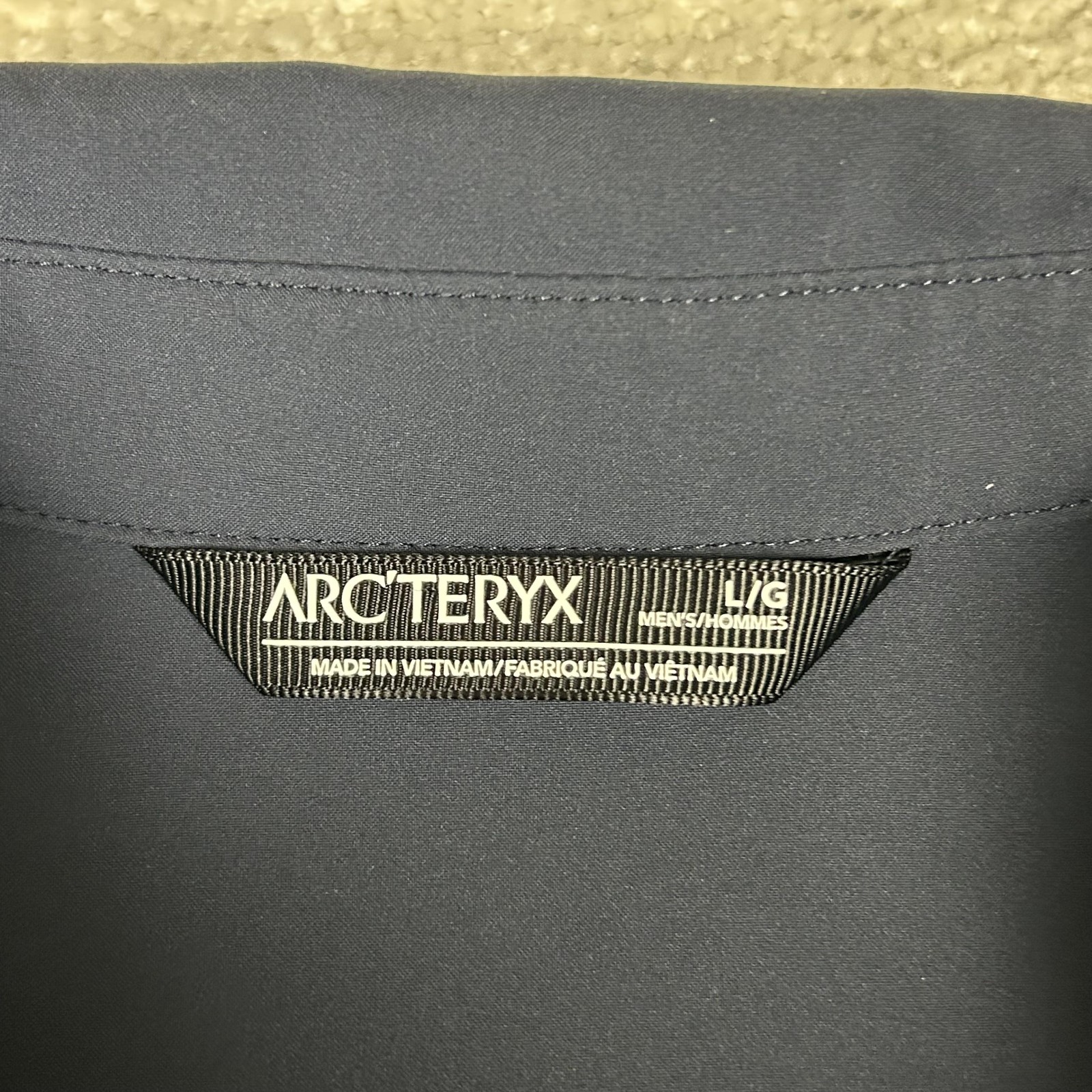 Arcteryx Shirt Mens Large Navy Skyline LS Snap Front Climbing Hiking Gorpcore