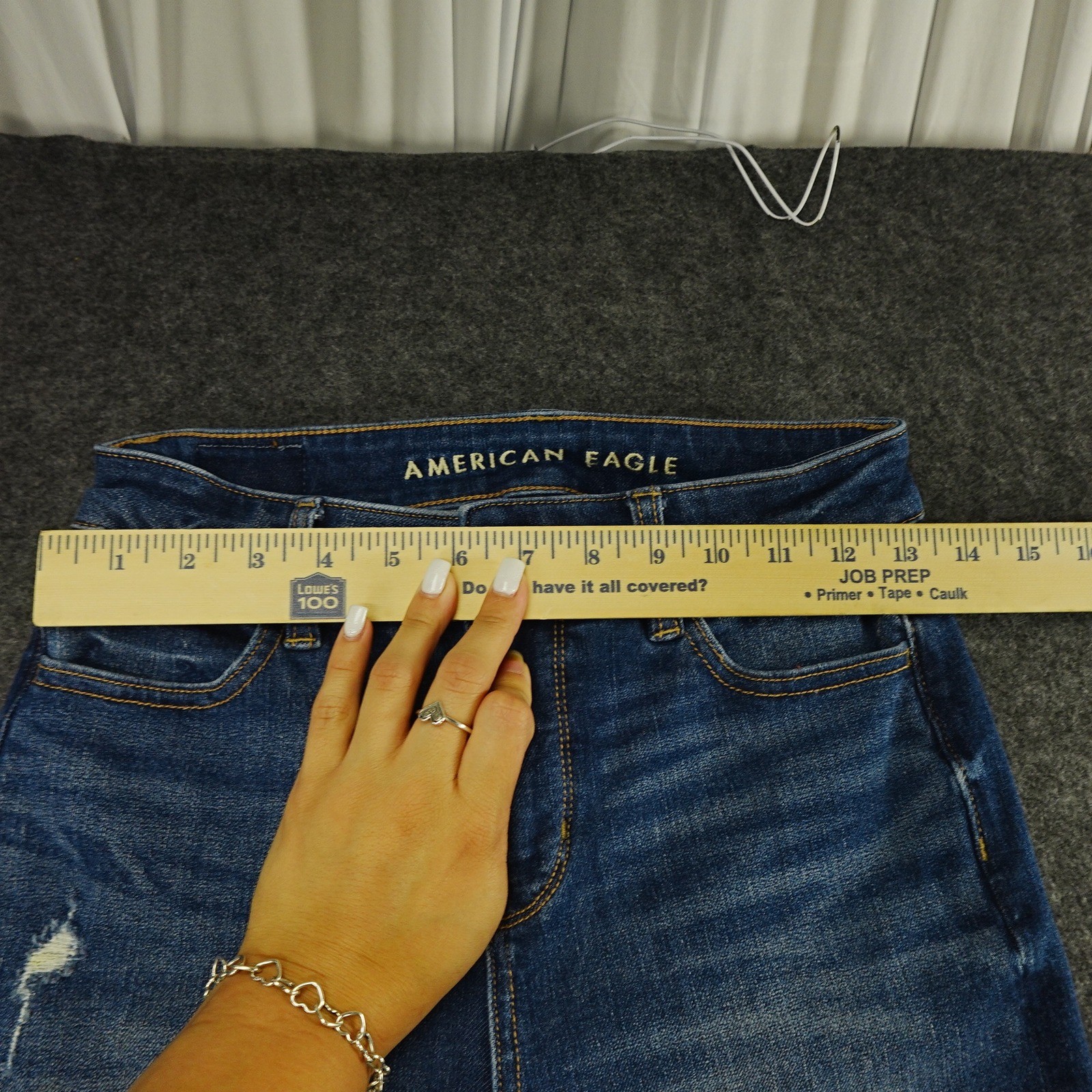 American Eagle Hi-Rise Jegging Distressed Ripped Raw Hem Blue Wash Jeans