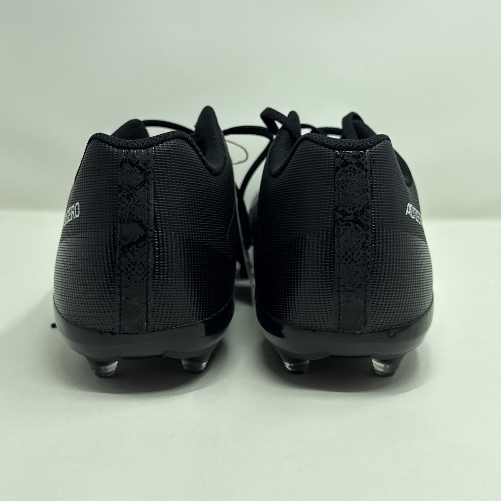 NEW adidas Electric.2 Black White Low Football Cleats IF1902 Men’s 13