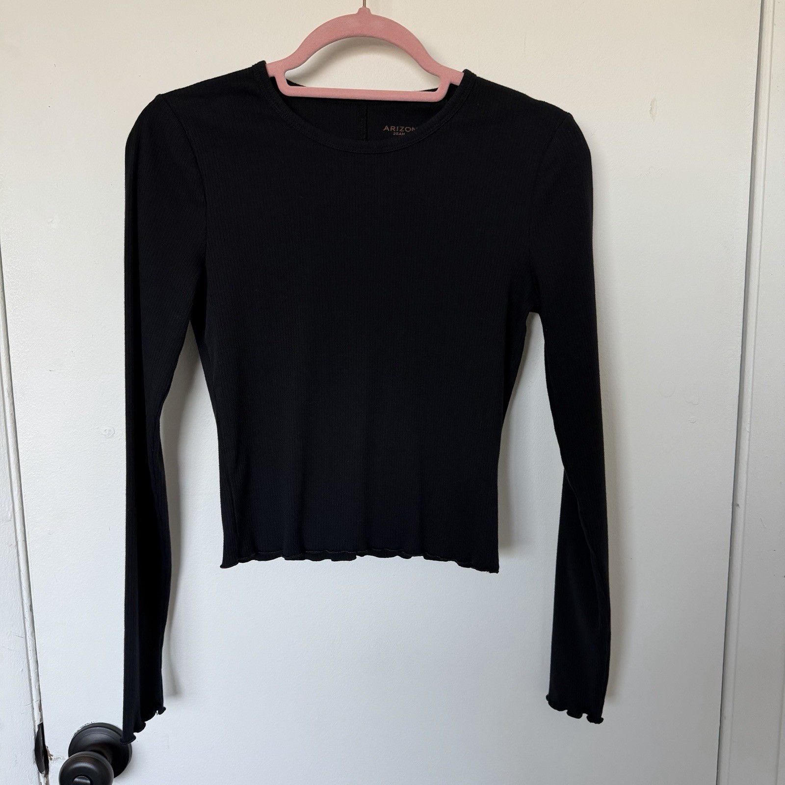 Arizona Jean Company Black Ribbed Long-Sleeve Crop Top
