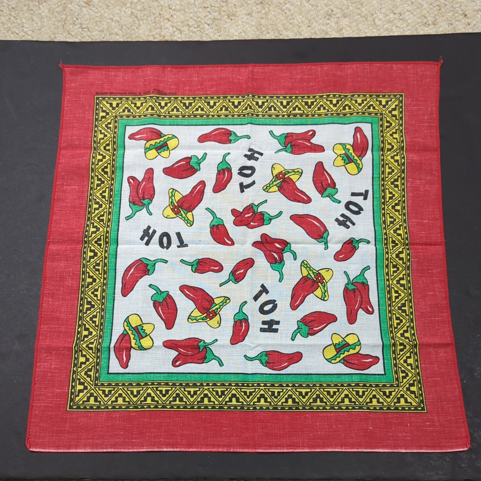 Vintage Chili Pepper Bandana Polycotton USA Biker 21×22 Red Sombrero Hot Aztec