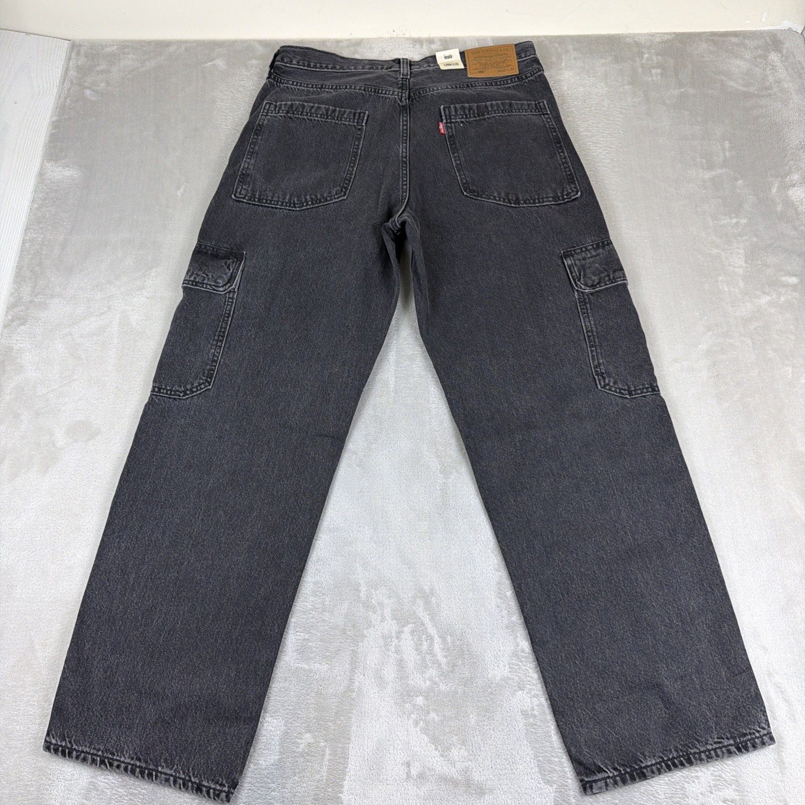 Levi’s 568 Premium Jeans Mens Size 33×32 Black Loose Straight Cargo Denim Cotton