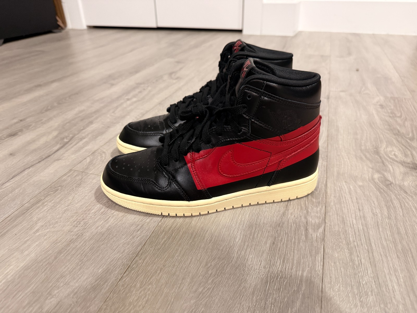 Nike Jordan 1 Retro High OG Defiant Couture – US Men 8 / Women 9.5 – BQ6682-006
