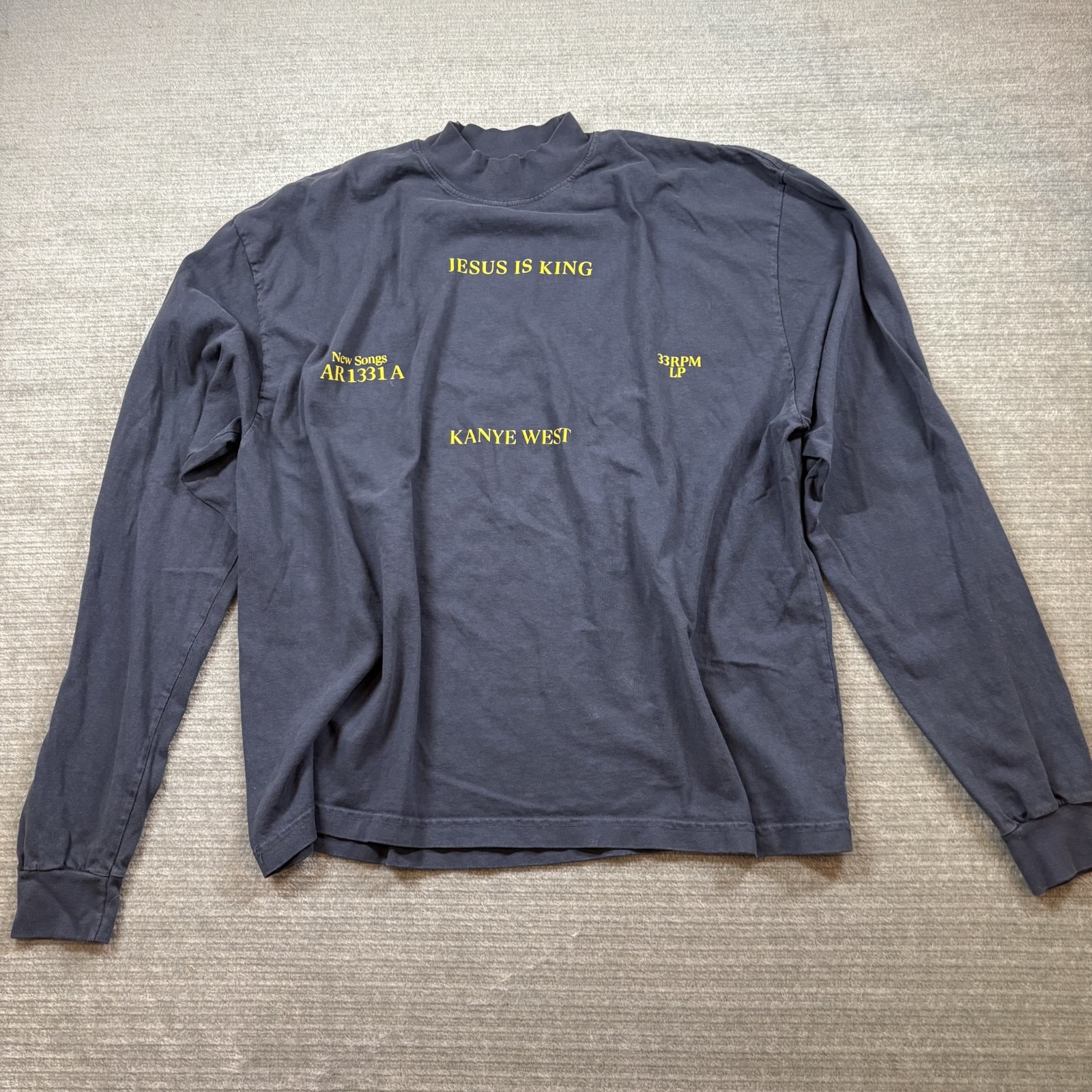 Kanye West Jesus Is King Crewneck Mens Large Black Long Sleeve Graphic Print