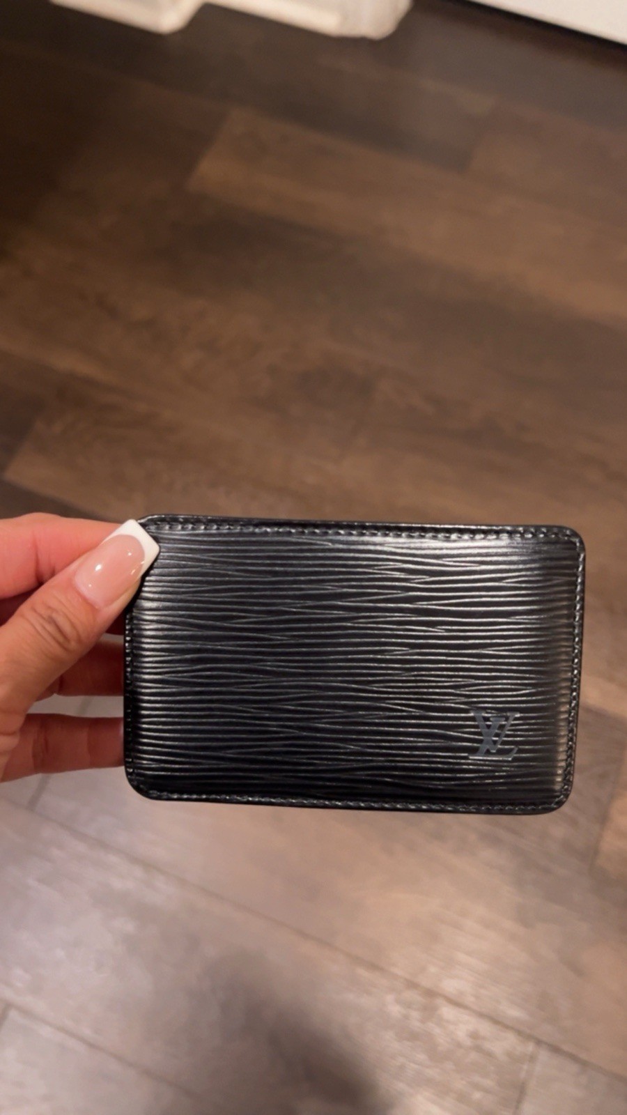 Louis Vuitton Men’s Black Solid Leather Card/ID Holder w/ Entrupy Certificate