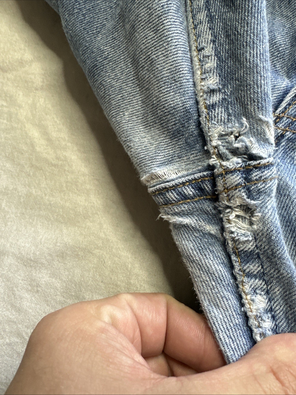 Vintage Levi’s 501 Blue 90s USA Button Fly 1990s Men’s 501xx 36X29 Distressed