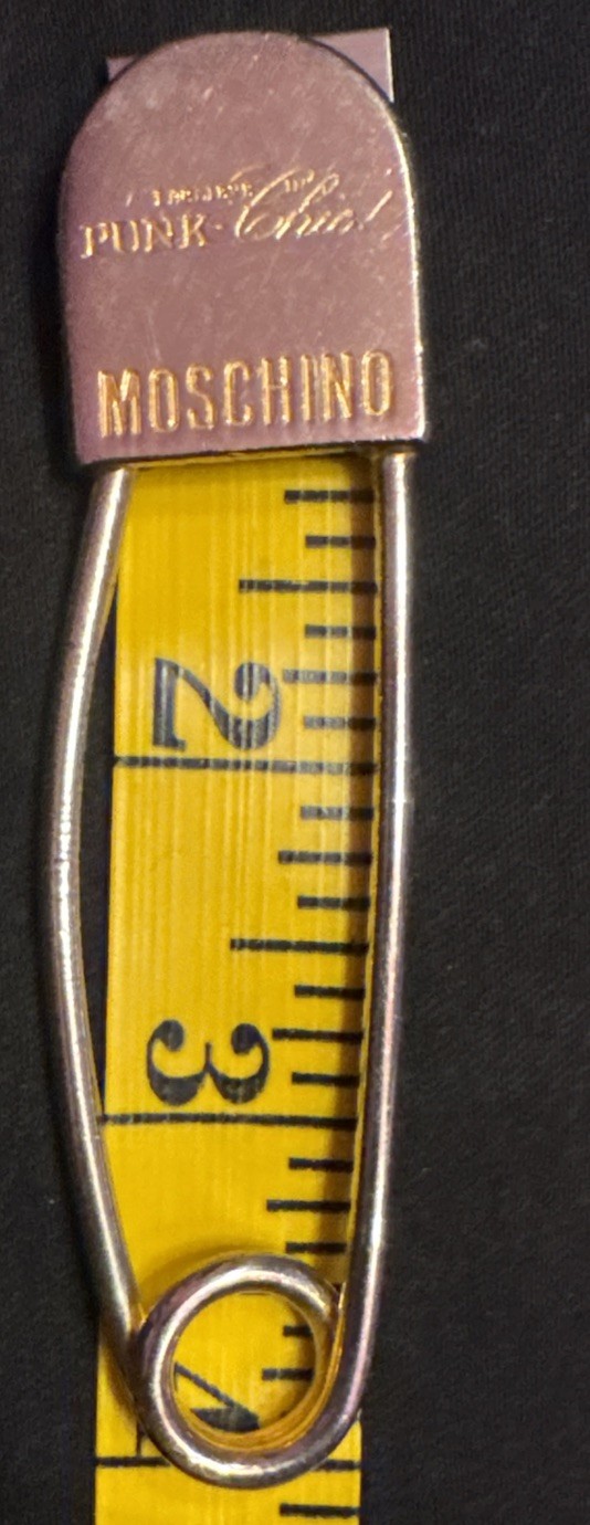 VTG Moschino Punk Chic Safety Pin Charm Keychain, Redwall Italy, 1×4” Y2K 80’s