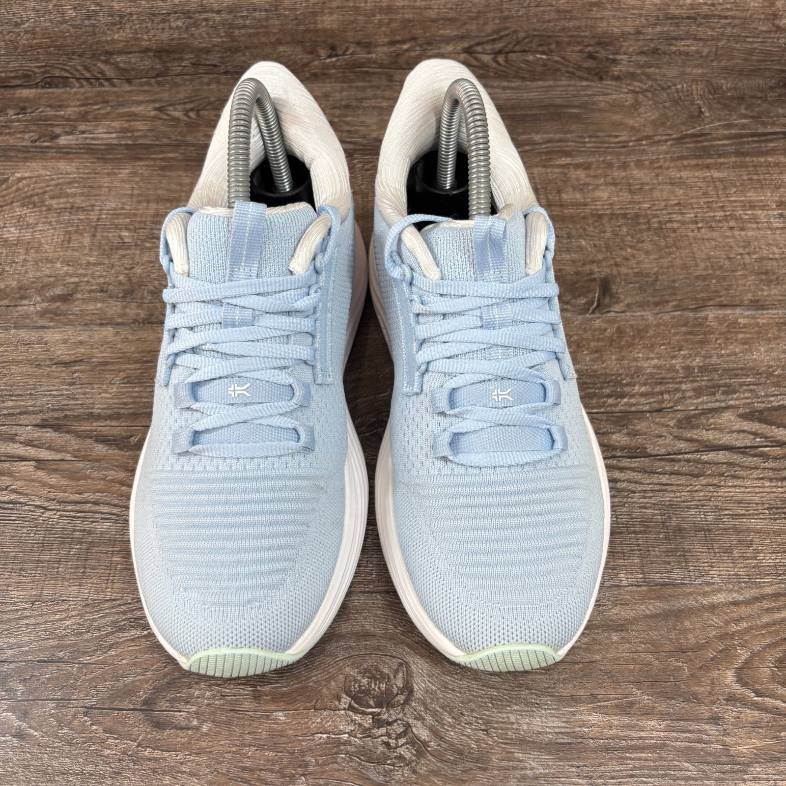 Kuru Atom 2 Shoes Women’s 7 M Mist Blue Bright White Walking Running Sneakers