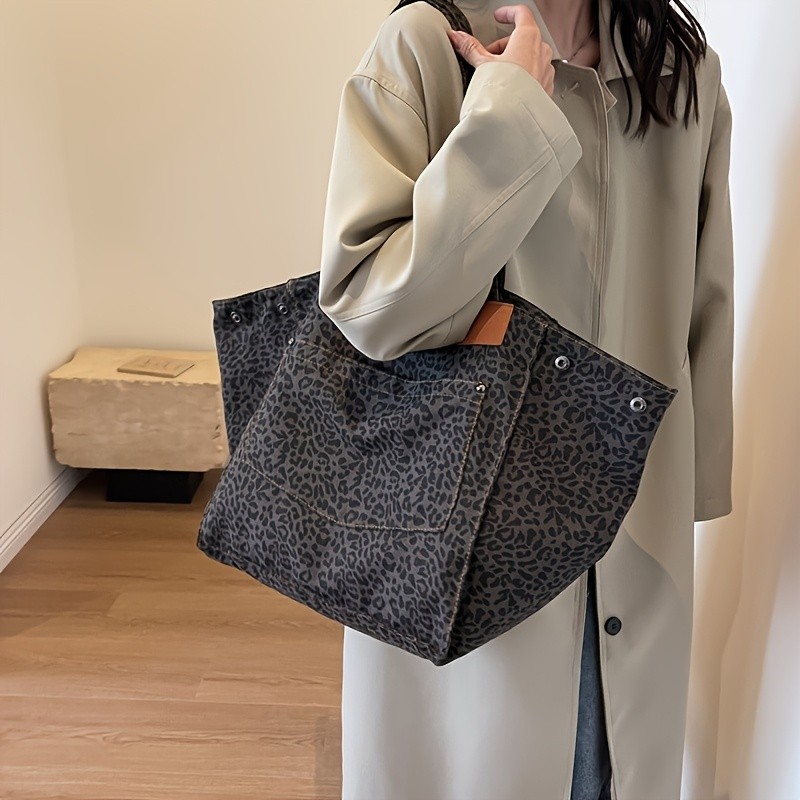 Leopard Print Tote Bag – Large Capacity Nylon Shoulder Bag Open Top Design