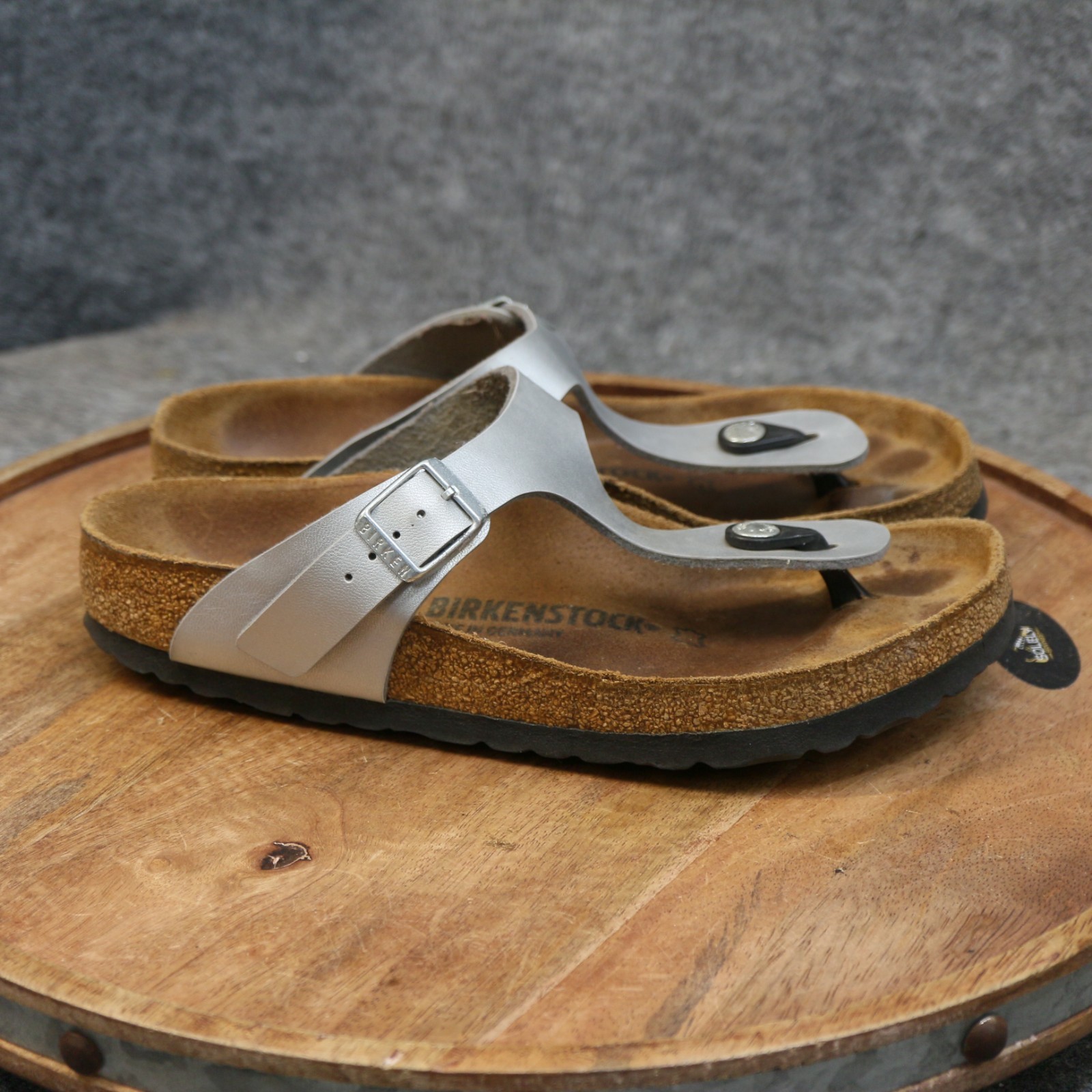 Birkenstock Womens Gizeh Silver Birko-Flor Thong Sandals Size 38 US 7 Reg.