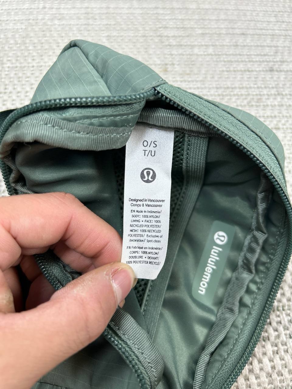 Lululemon Mini Bag Everywhere Olive Ripstop Inner Pocket Adjustable Waist Belt