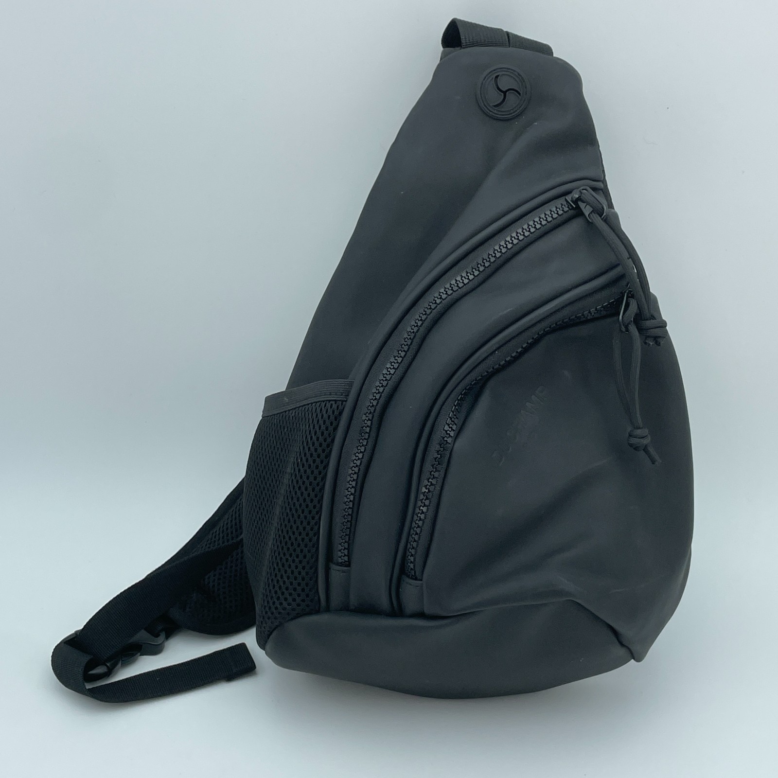 DUCHAMP Sling Backpack Crossbody Bag Black Water Resistant Zippered 13.5in