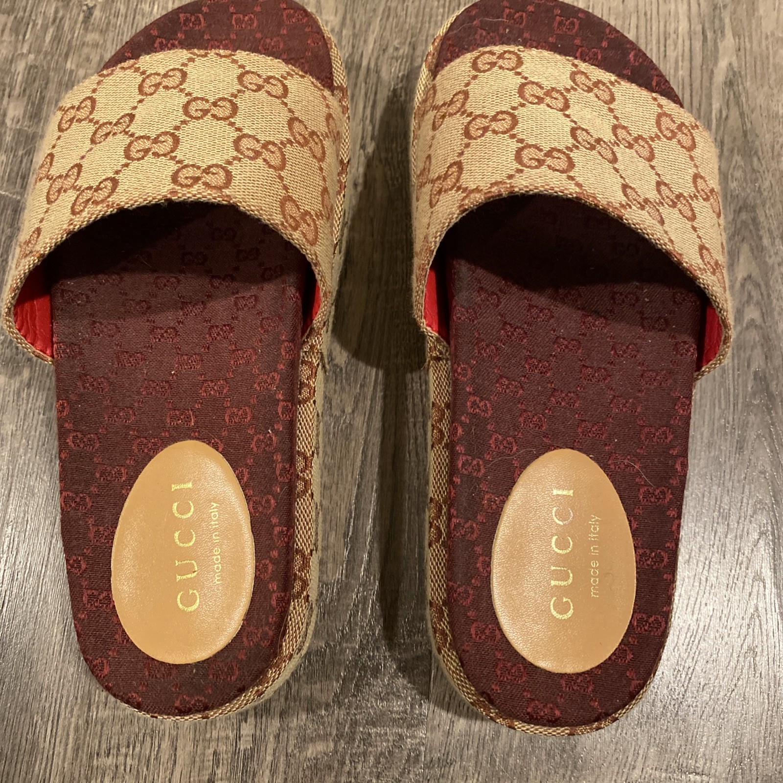 Sz 8 Gucci Angelina GG Supreme Platform Slide Sandals 573018