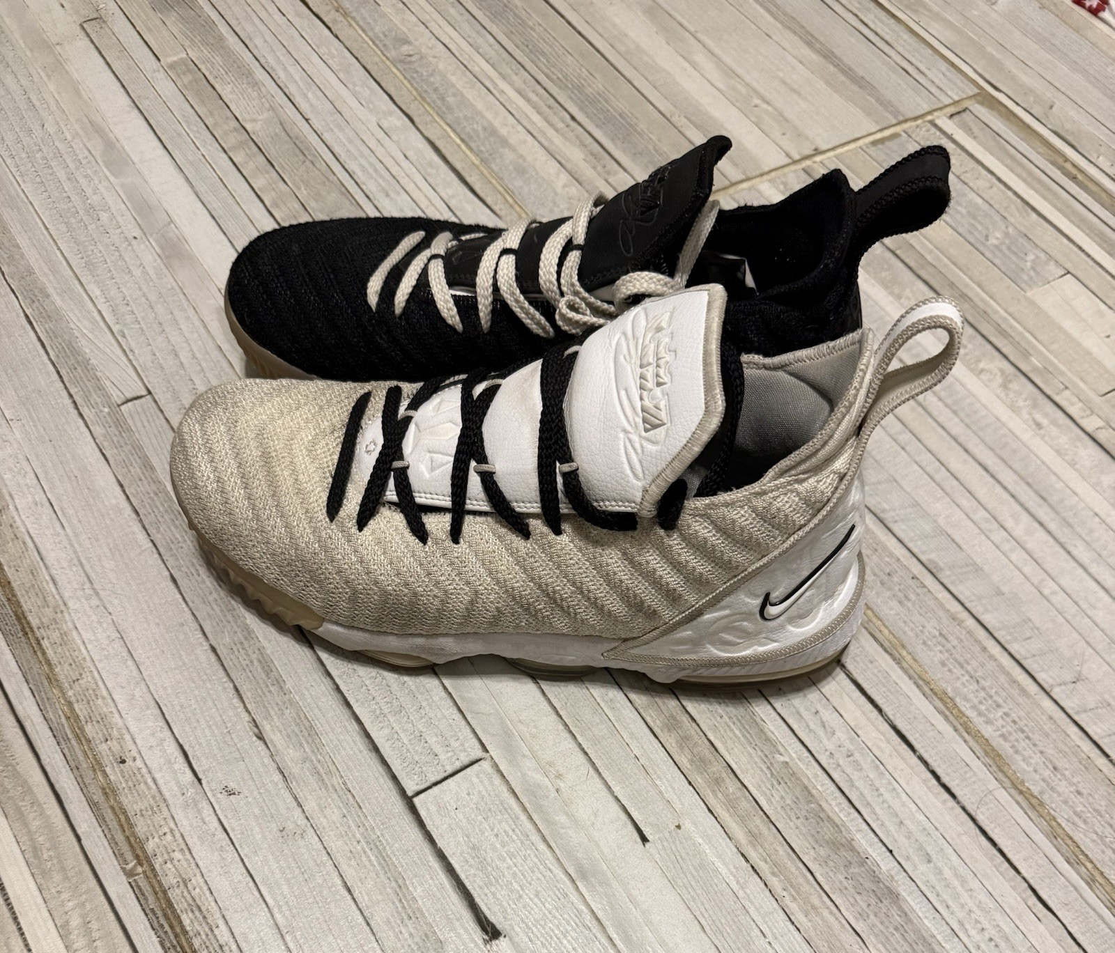 Nike Mid Top Basketball Sneakers Black White Lace Up Men’s Athletic Shoes