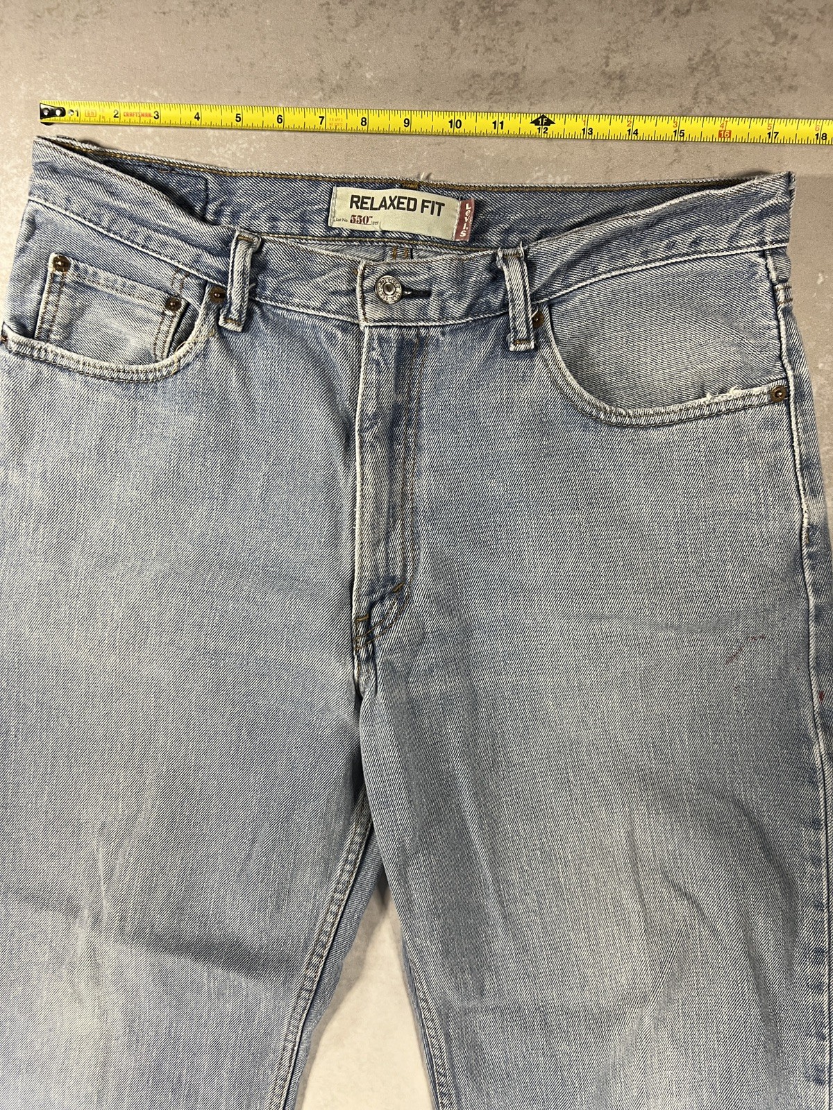 Vintage Levis 550 Straight Jeans Relaxed Fit Denim Y2K Faded Mens 36×32