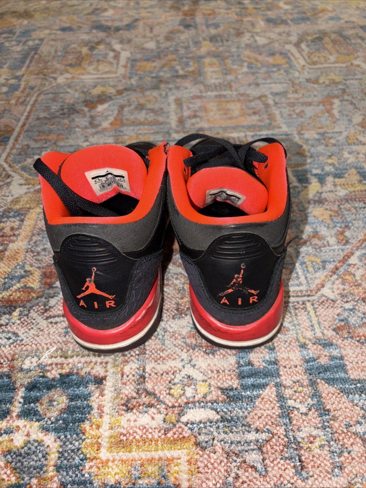 Nike Air Jordan 3 Retro Black/Crimson US GS Size 6.5 Used
