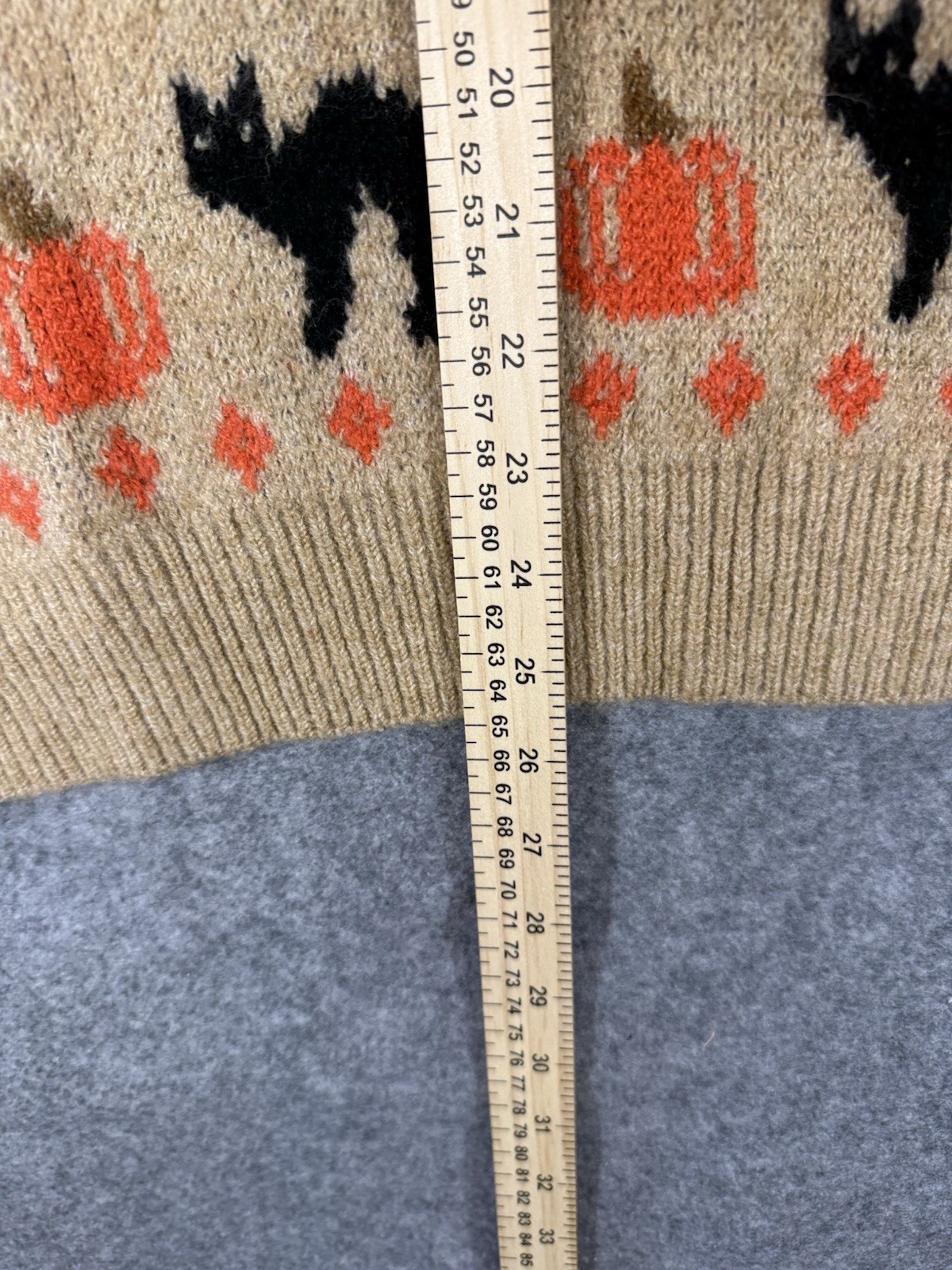 Vince Camuto Pullover Halloween Sweater Womens XL Beige Tan Knit Crew Neck NWT