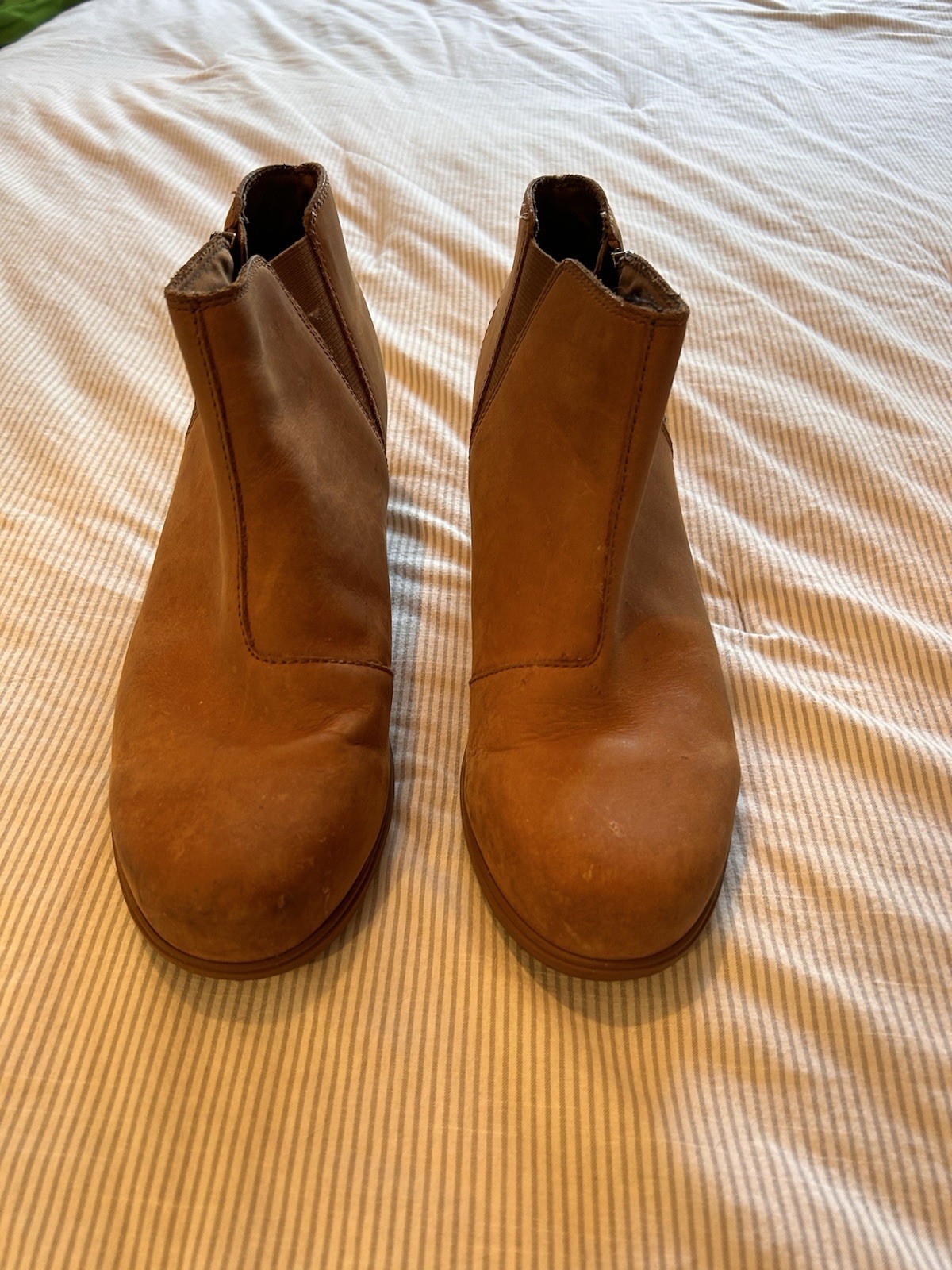 SOREL Evie II Waterproof Bootie Womens 10.5 Zipper Leather Ankle Tan
