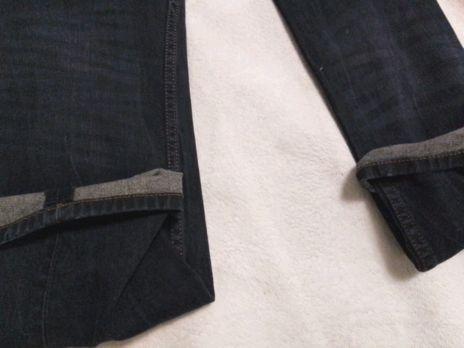 levis 511 28 x32,with error tag 28 x 34.