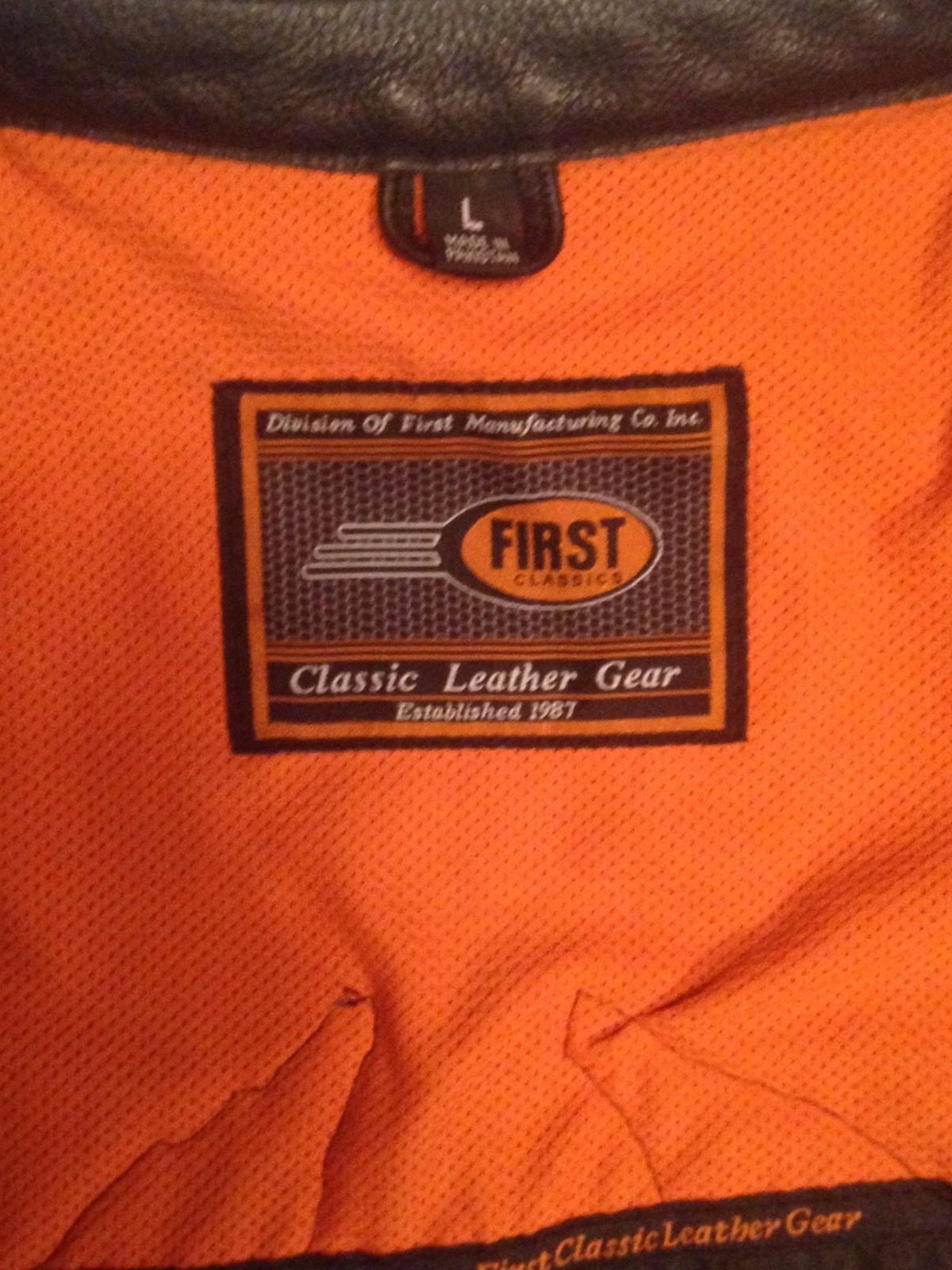 First Classics Leather Motorcycle CLUB PATCH Vest M656 & Harley Patches Size L