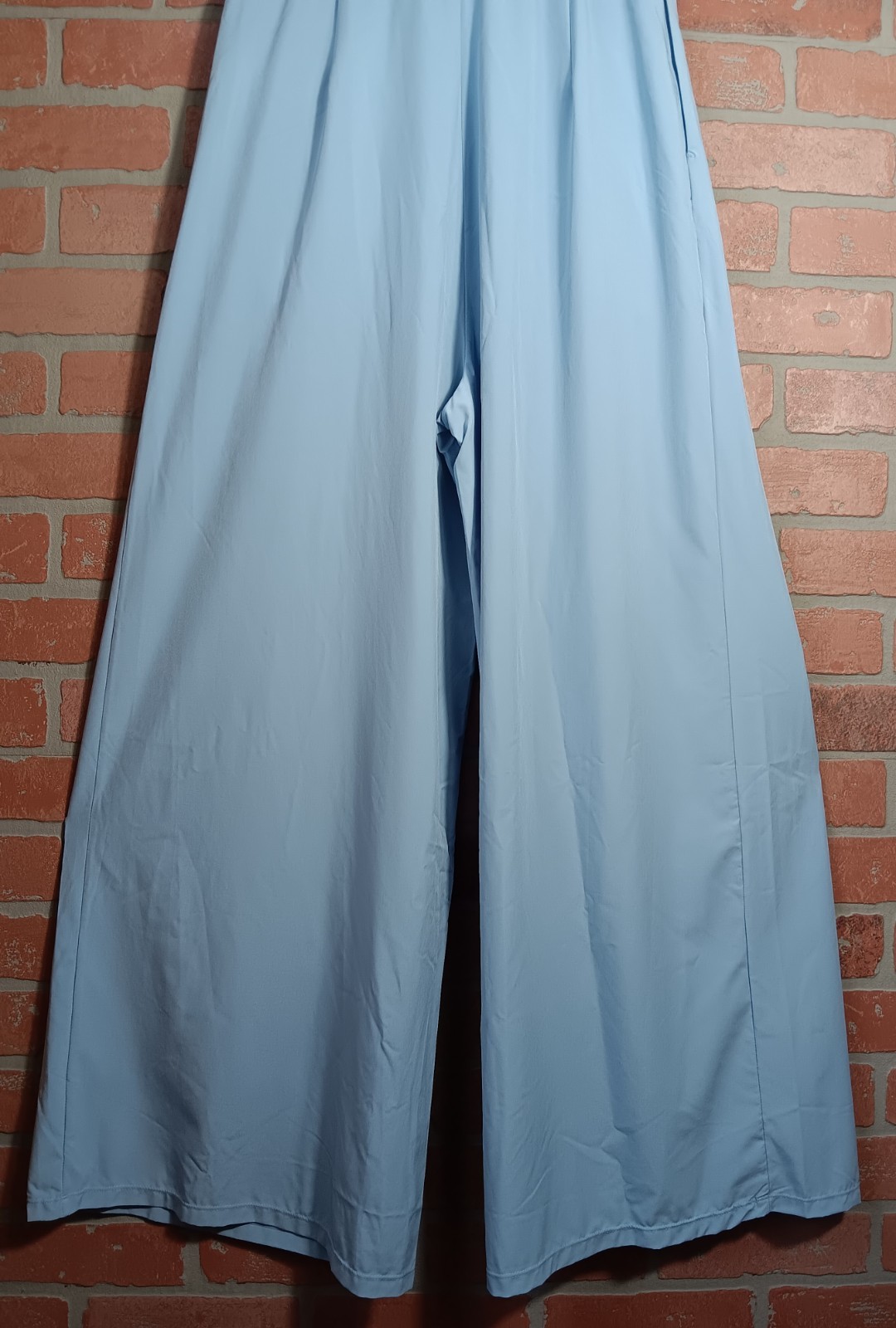 NWT Halara Blue Breezeful V-Neck Zipper Pleated Wide Leg Casual Jumpsuit Size M
