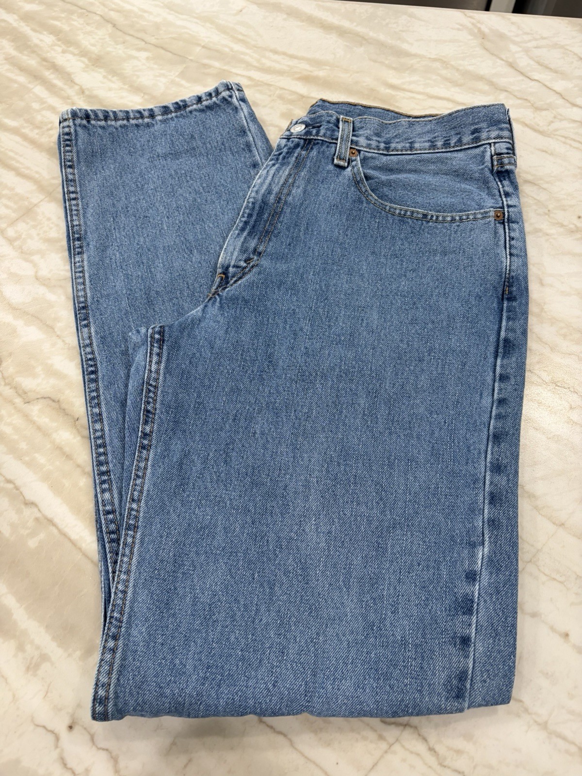 Levis 550 Relaxed Fit Medium Wash Blue Denim Jeans Mens 34×36 Great Condition!