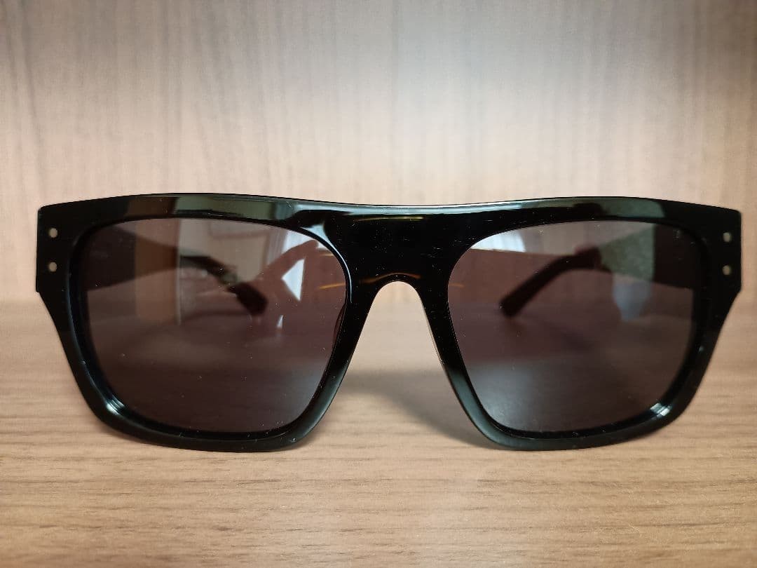 Pretty Green Sunglasses Black Gray Lens Unisex 14cm Width Excellent condition JP