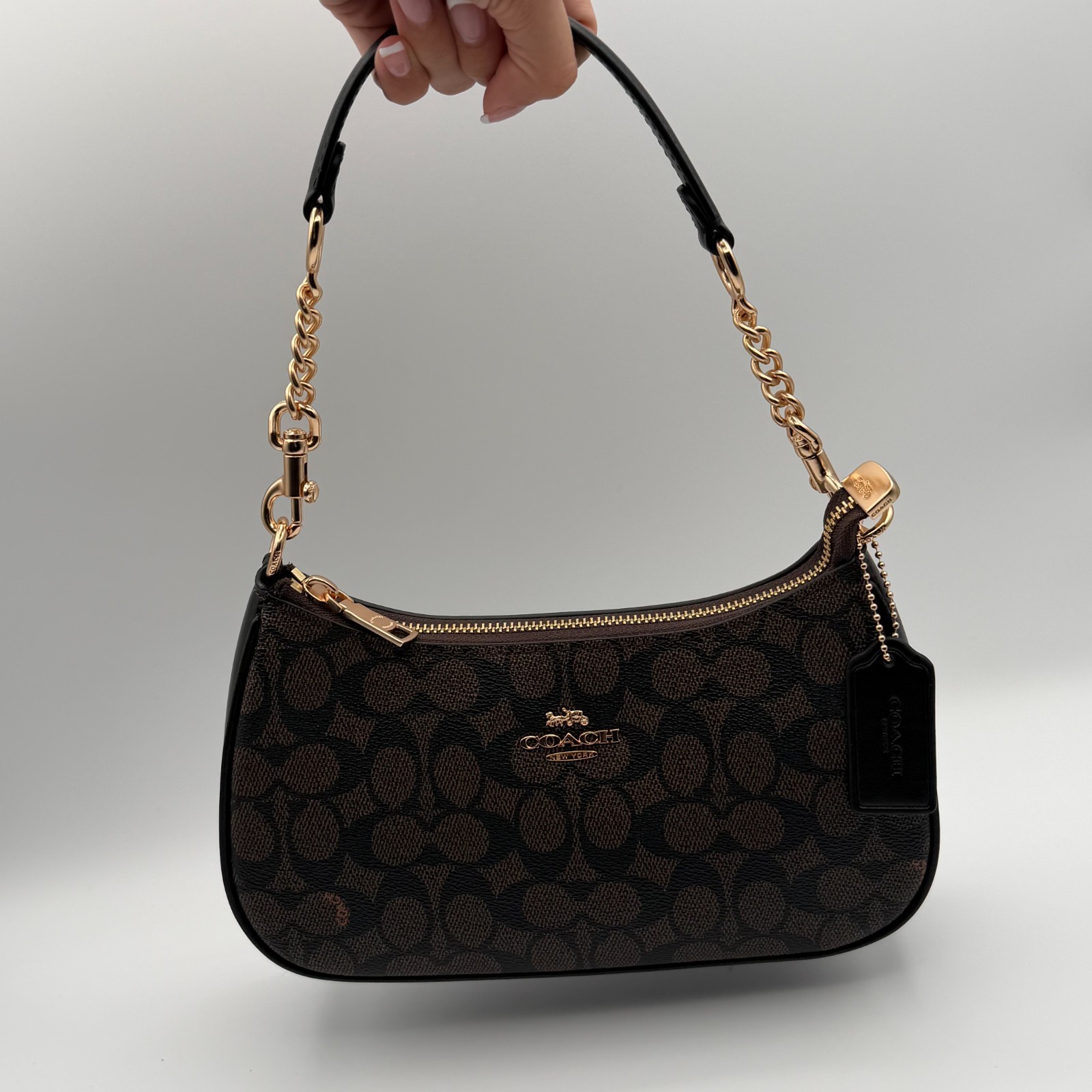 Coach Teri CV933 Brown Women’s Shoulder Bag Signature Canvas Purse