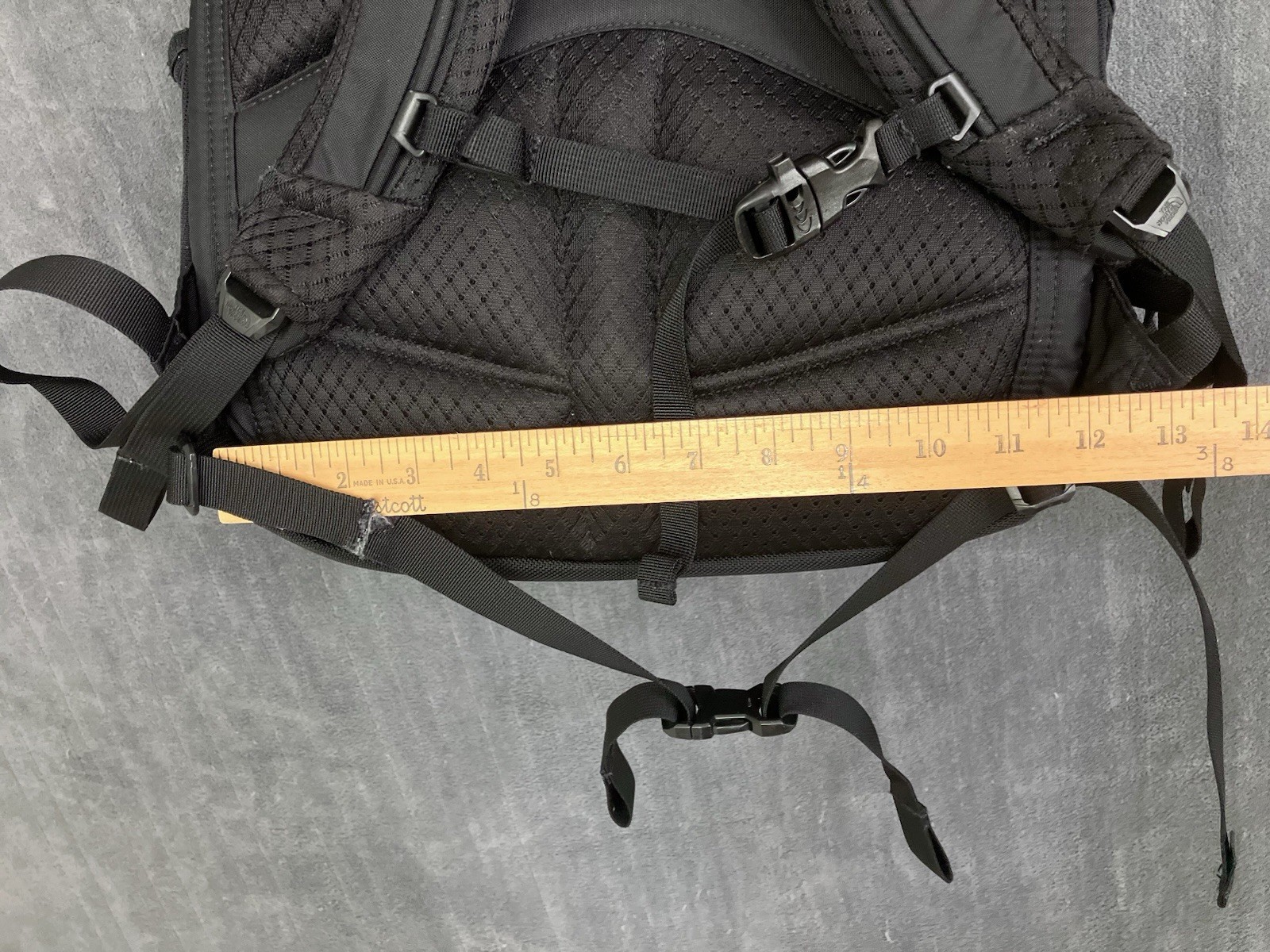 The North Face Recon Backpack Black Laptop Hiking Day Book Bag Padded Bookbag