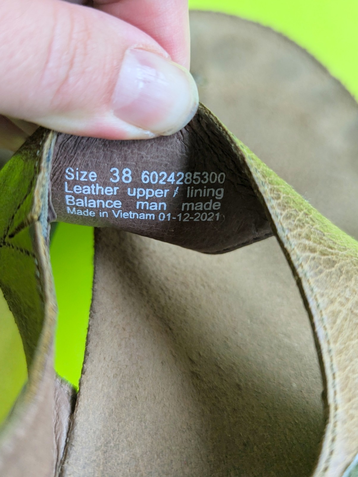 Dansko Reece Sandals Women’s 38 / 7.5 Brown Leather Toe Loop Cork Wedge Shoes