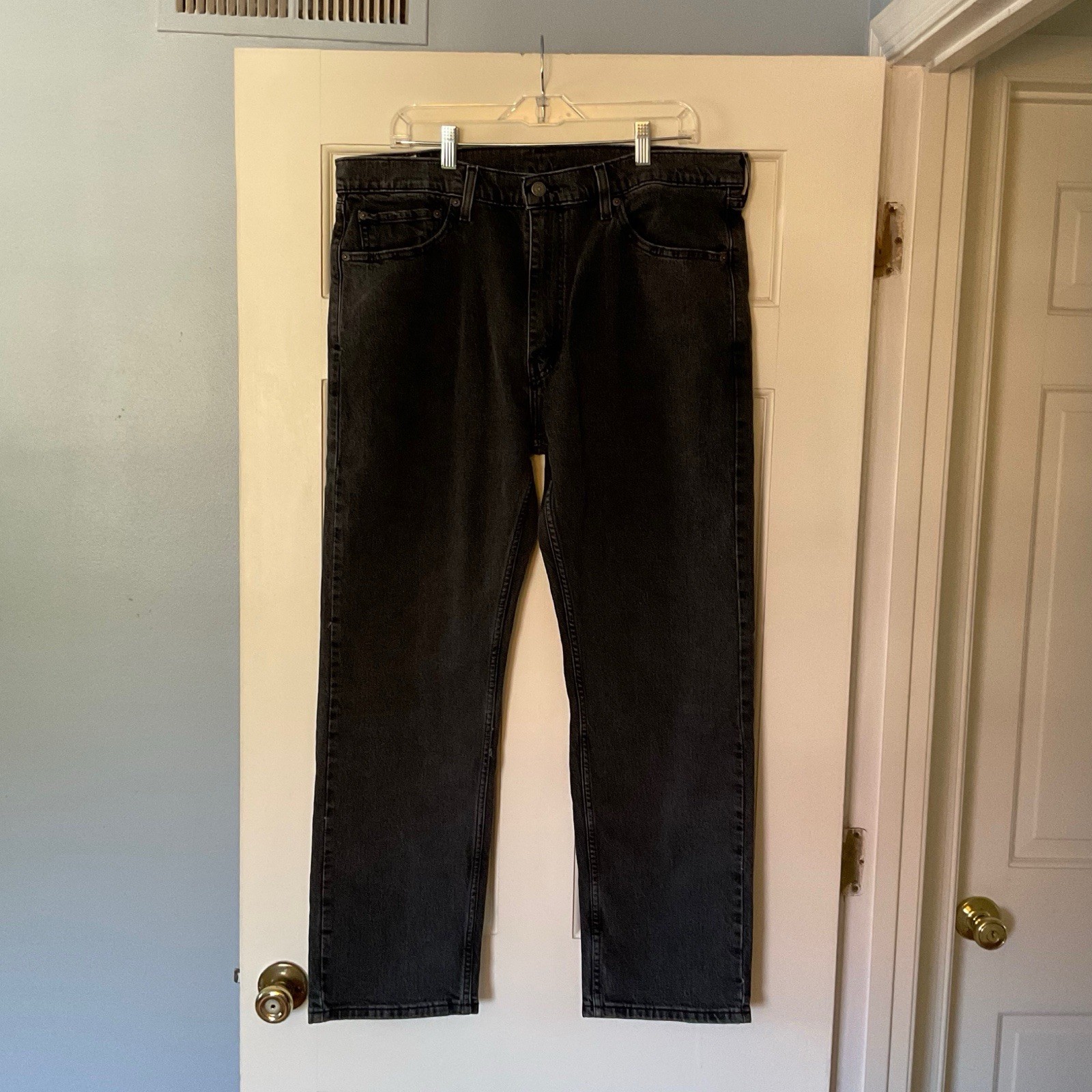 Levi’s 505 Jeans Classic Straight Leg Washed Black Men’s Size 38×30