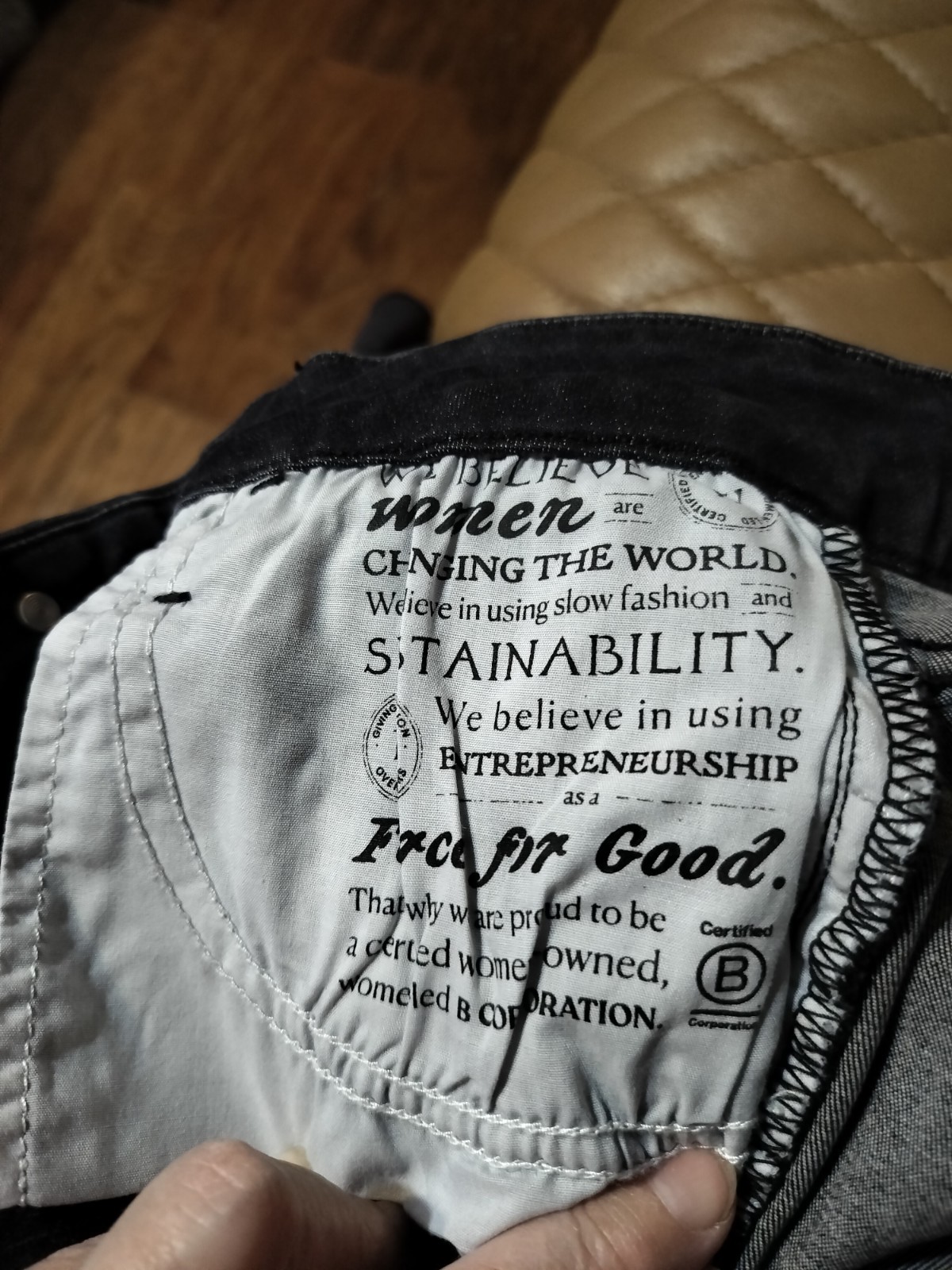 Frank & Eileen Black Washed Sligo 1991 Jeans Women’s 29
