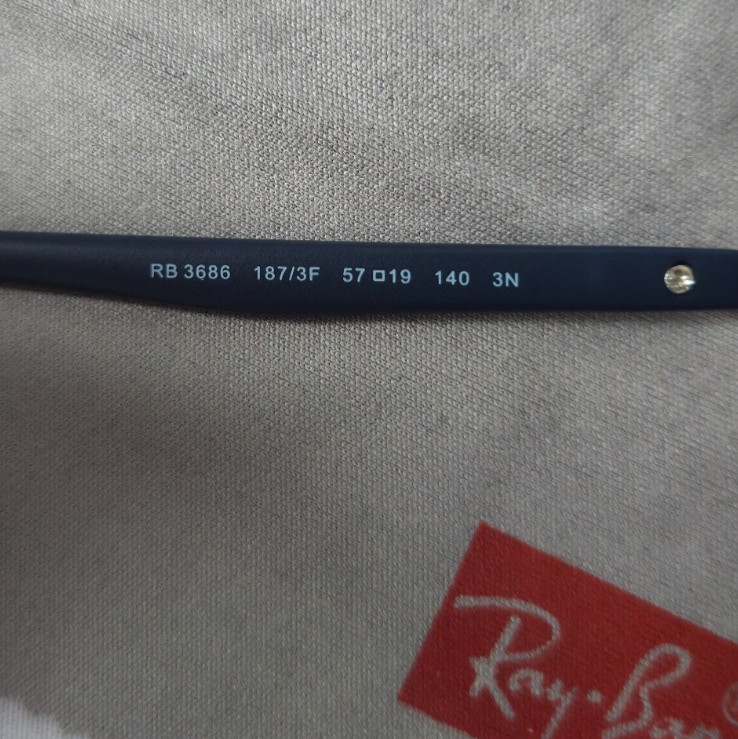 Ray Ban RB3686 57-19 mm sunglasses