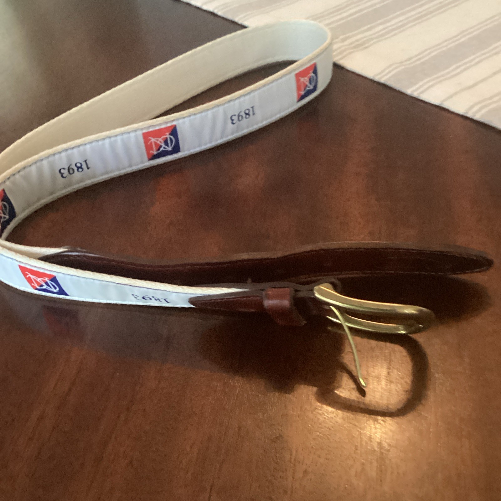 Newport Country Club Yachting Research Inc. Men’s Logo Pattern Belt. Size 38.