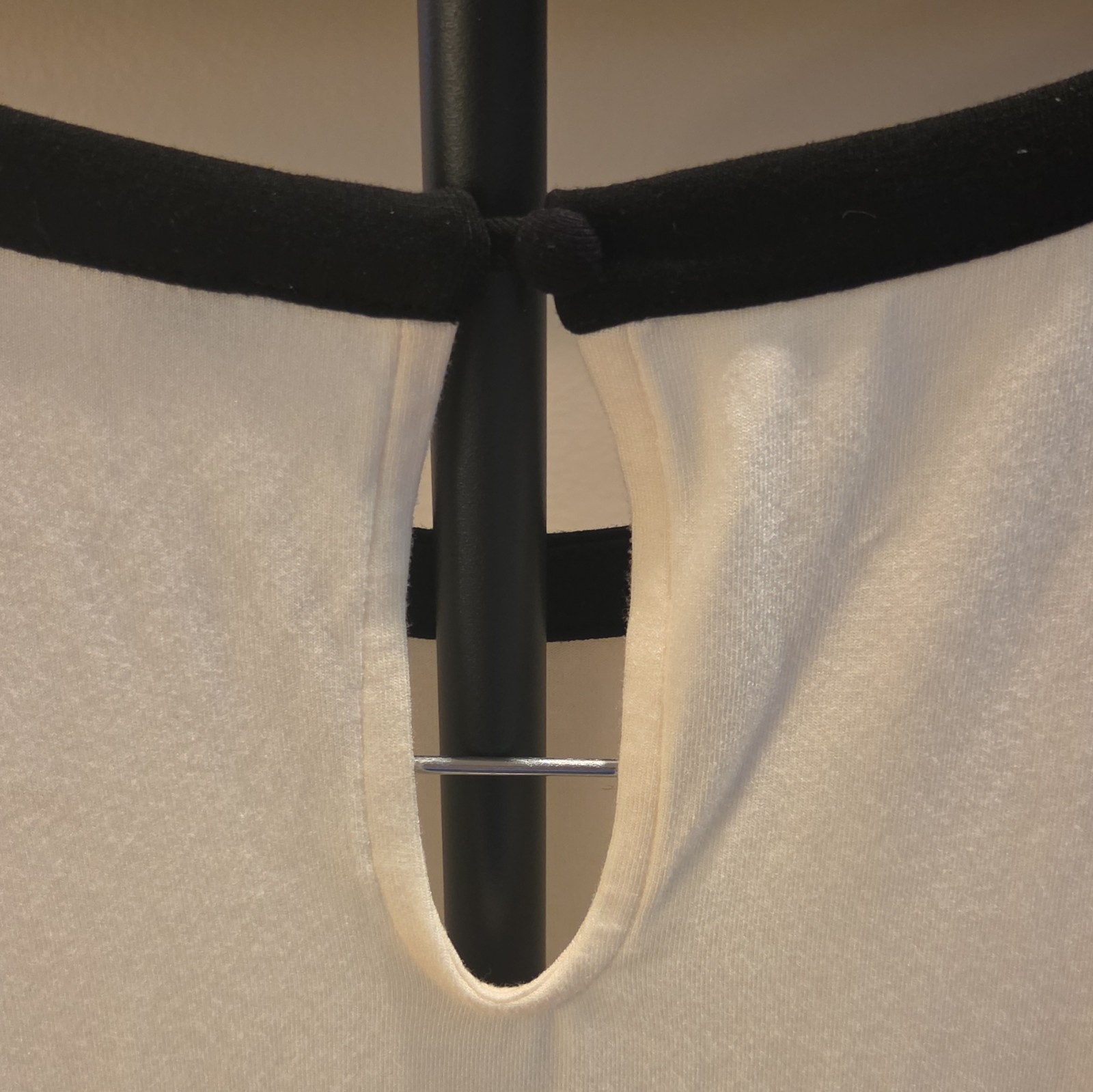 White House Black Market Lace Trim Tank Top Cream Black Med Sleeveless Keyhole