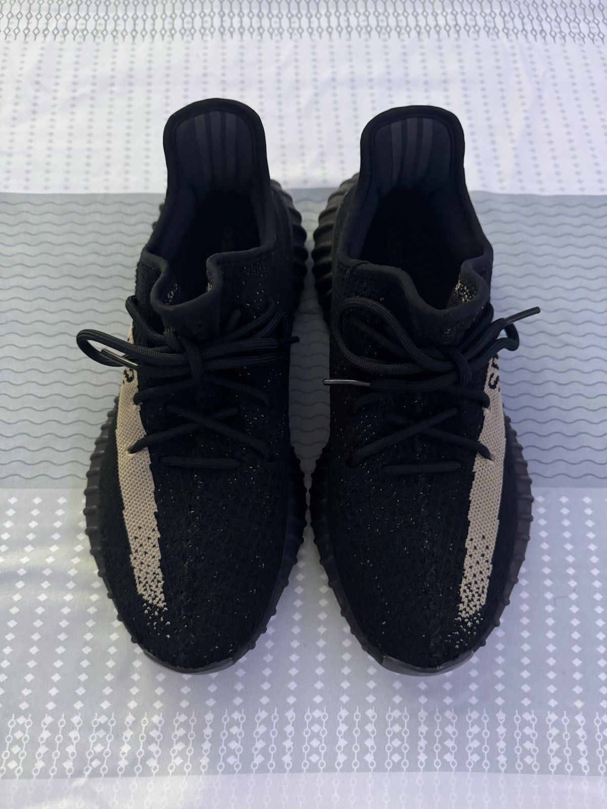 Yeezy Boost 350 Core Black Green V2 with Box – 2016